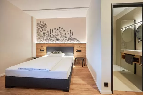 Photo of the whole room, Bed in Hotel-Landgasthof KREUZ