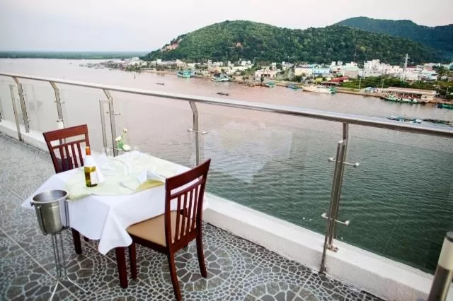 Balcony/Terrace in River Hotel