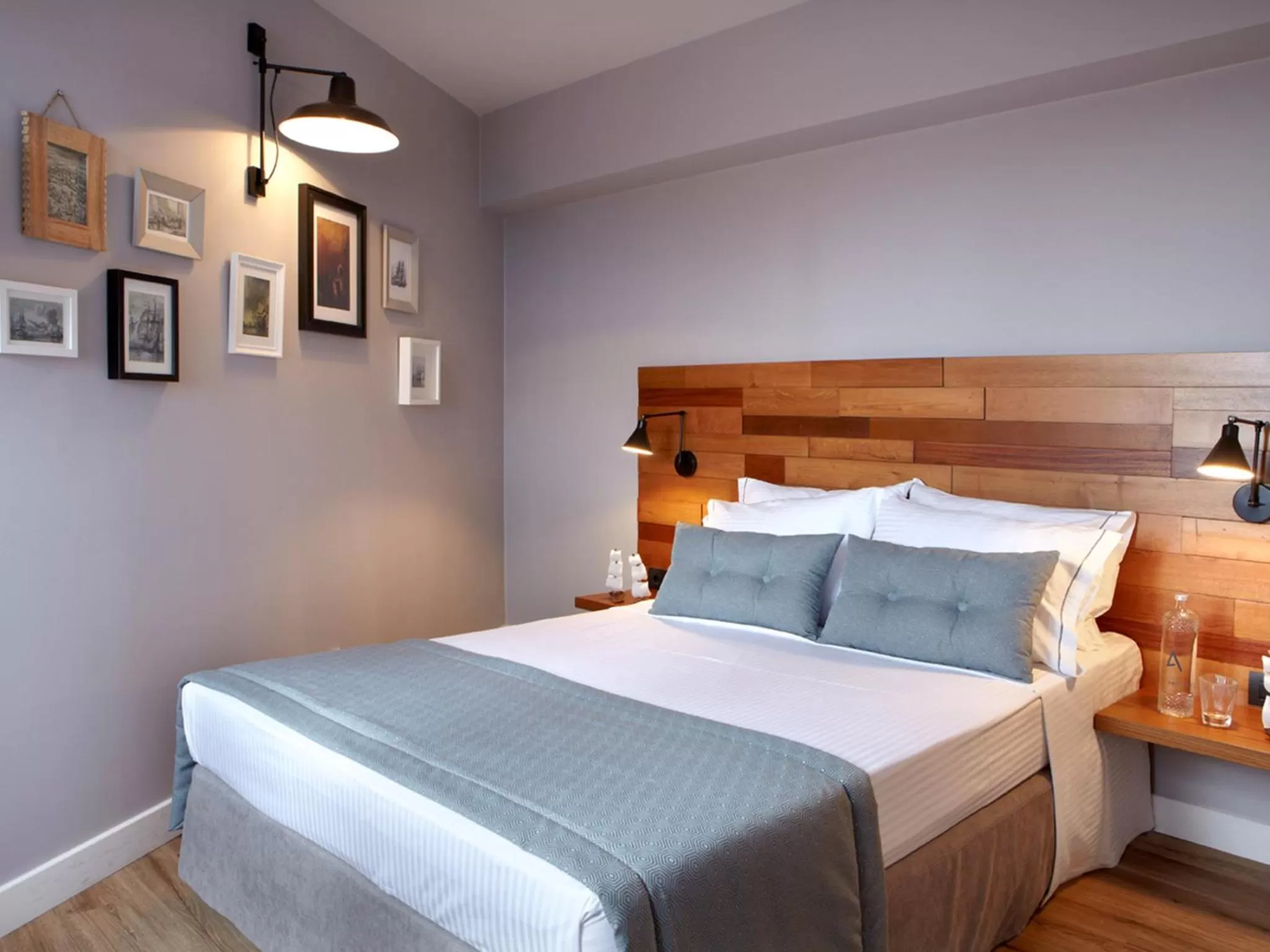 Bedroom, Bed in Apollon Library Suites