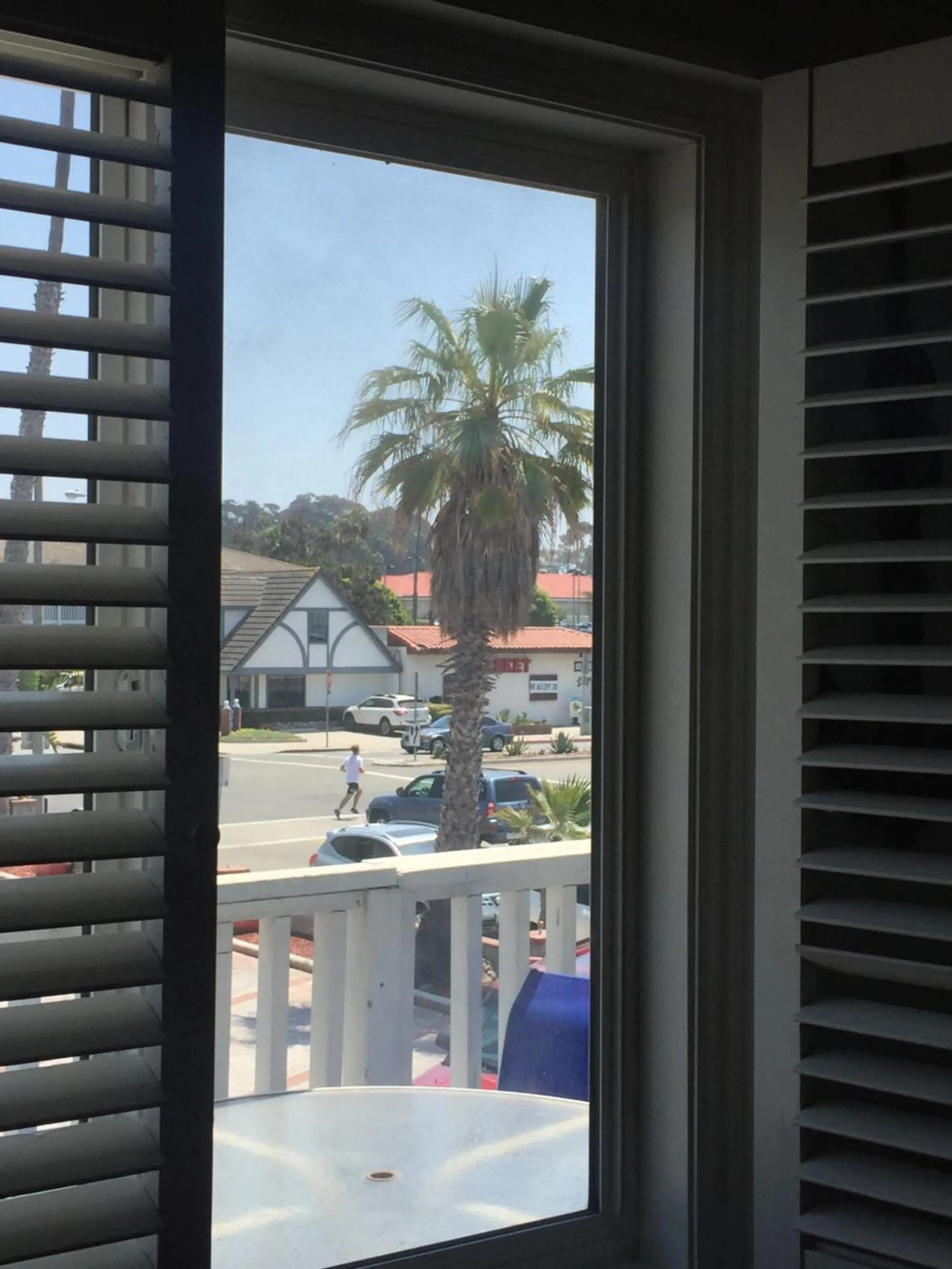 Balcony/Terrace in The Shores Inn