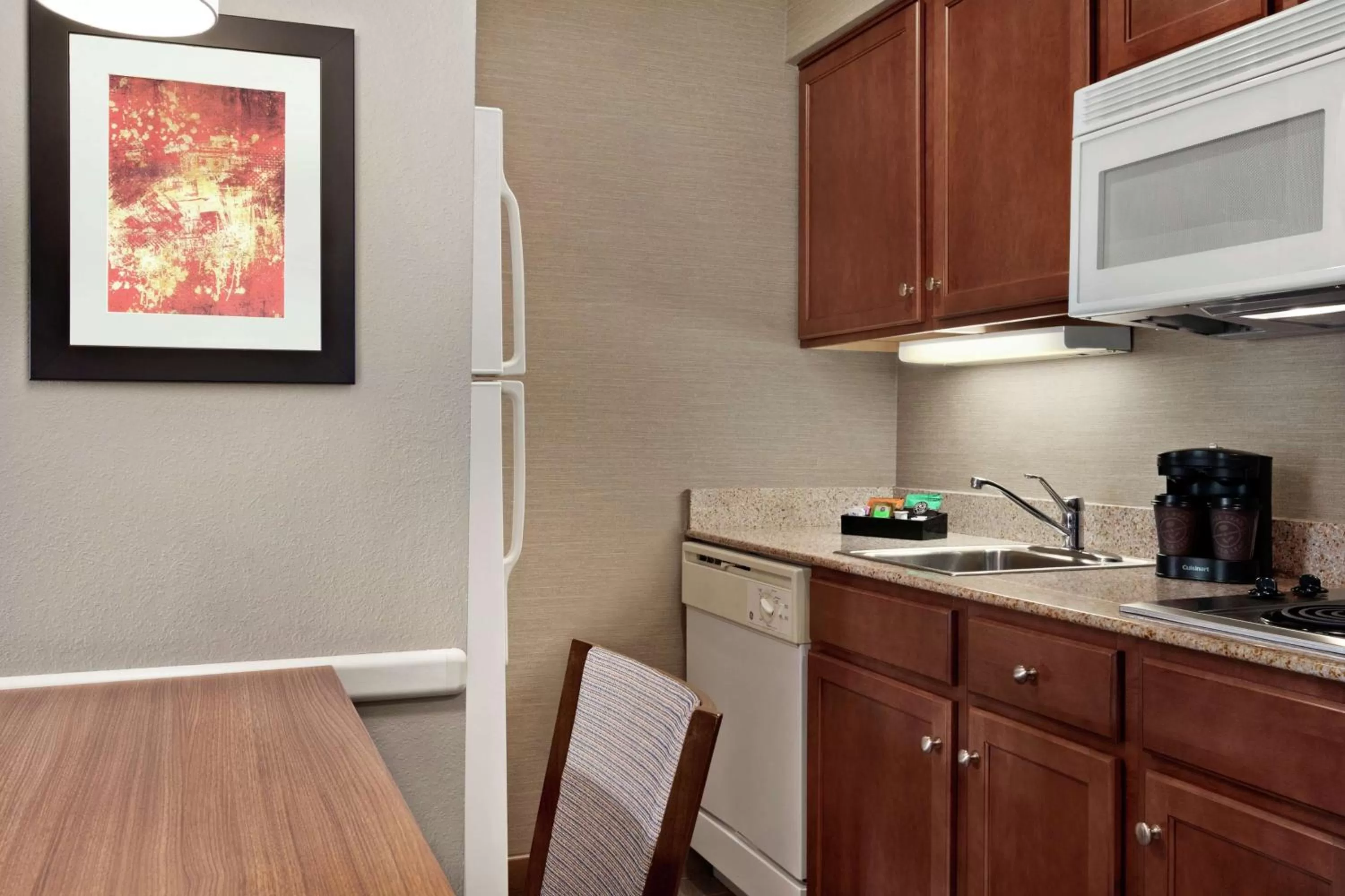 Kitchen or kitchenette in Homewood Suites by Hilton Harrisburg East-Hershey Area
