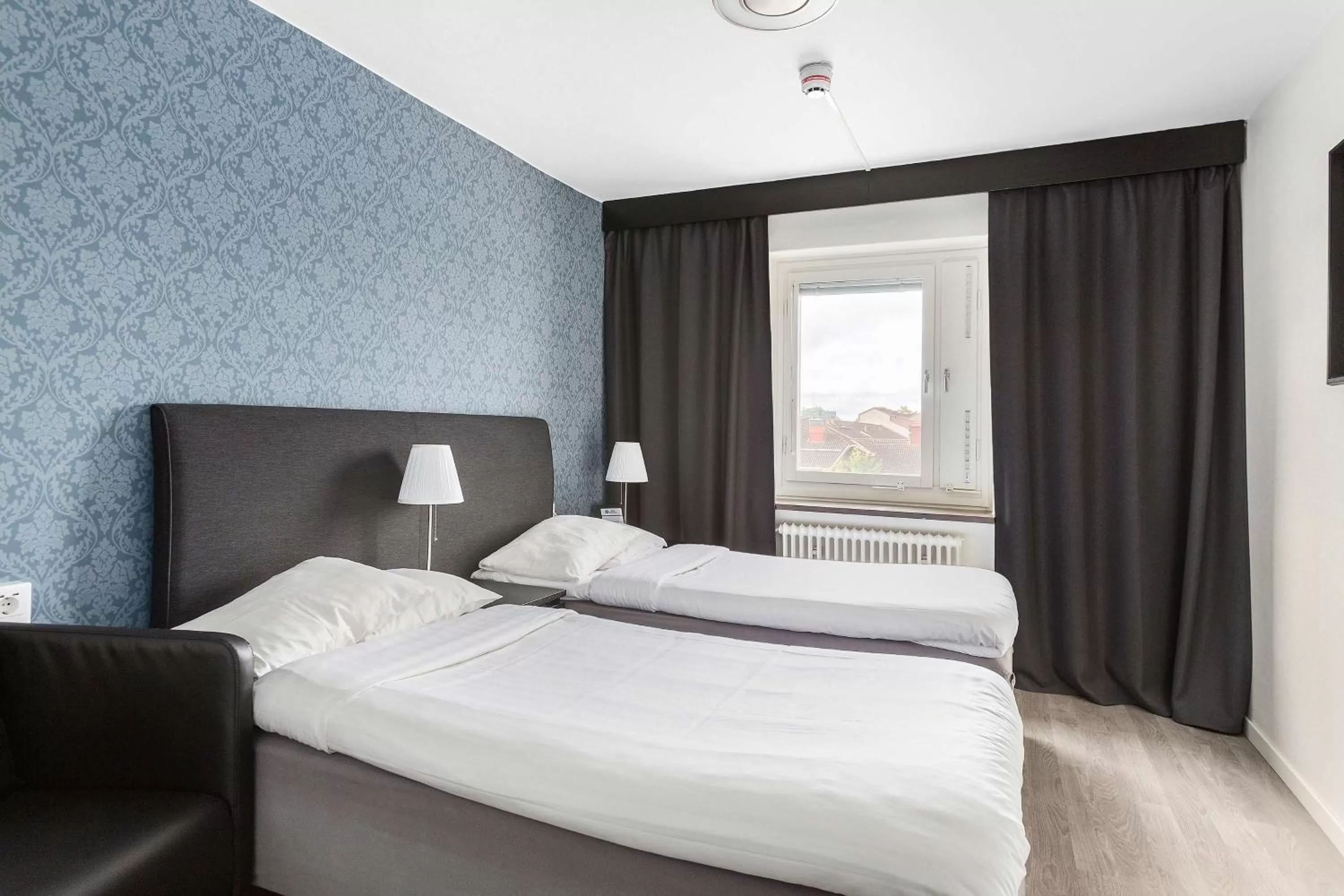 Bedroom, Bed in Best Western Hotel Tranas Statt