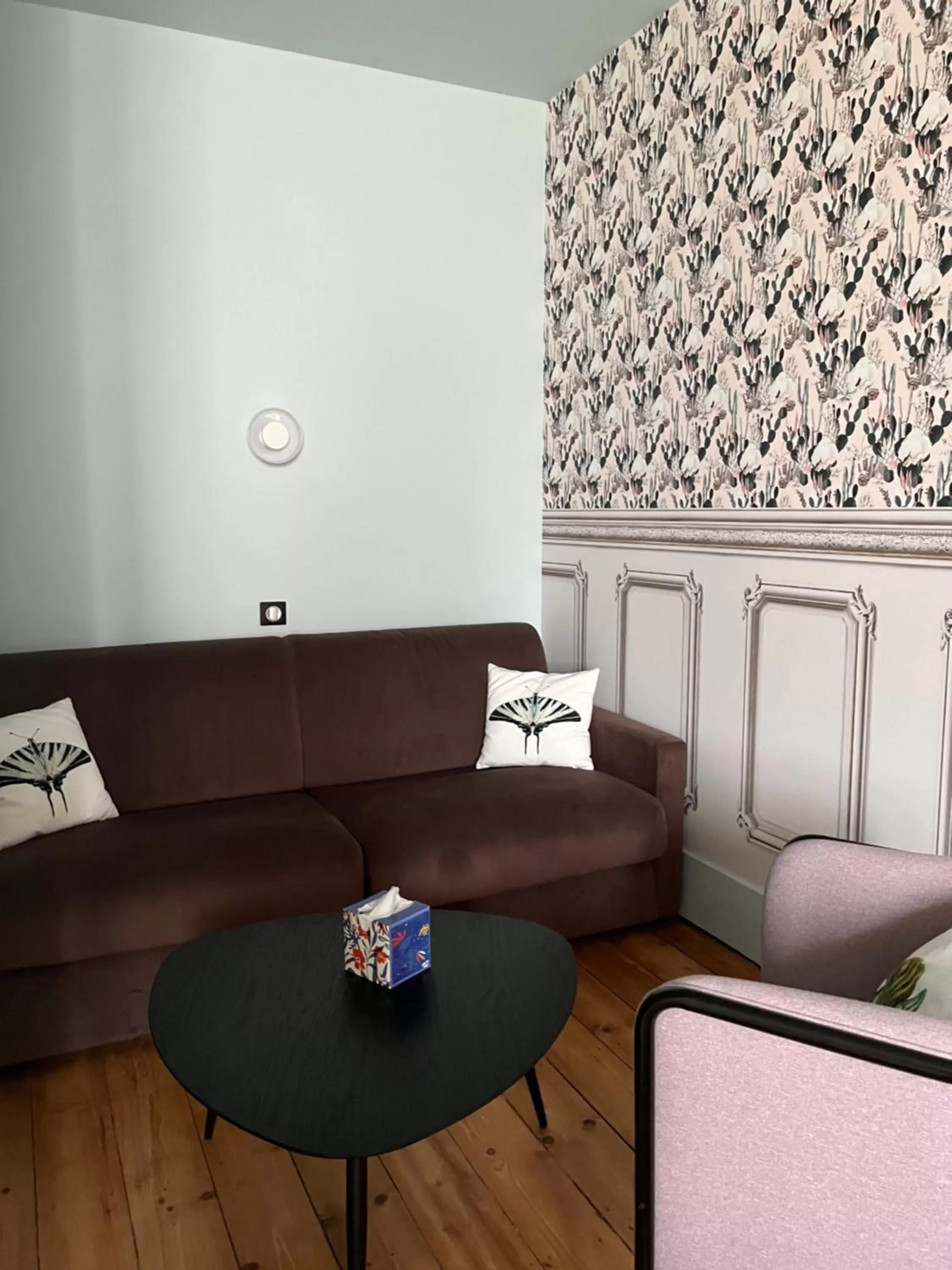 Double or Twin Room with Garden View in Domaine Clairfontaine Noyarey - Suites Junior