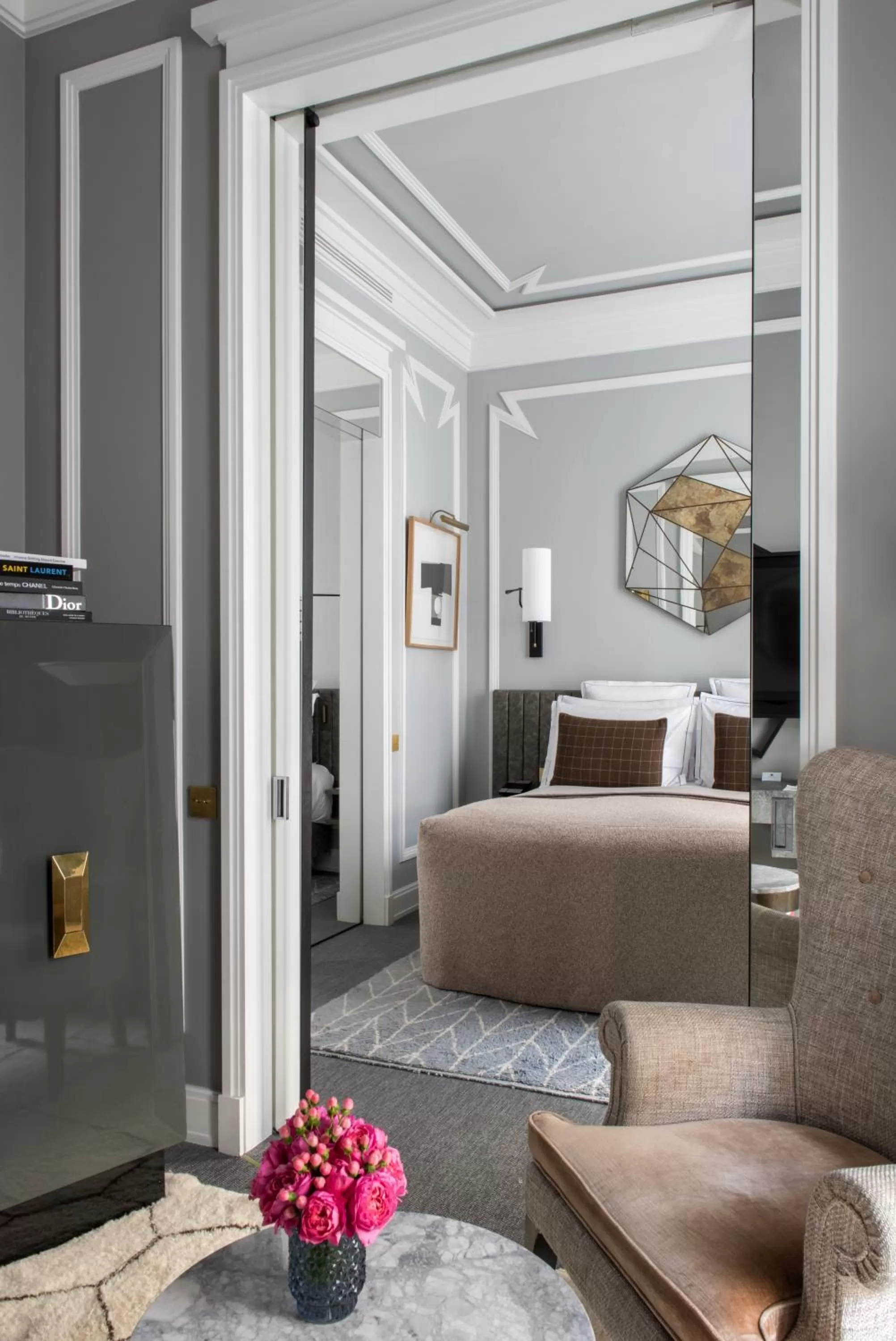 Junior Suite in Nolinski Paris - Evok Collection