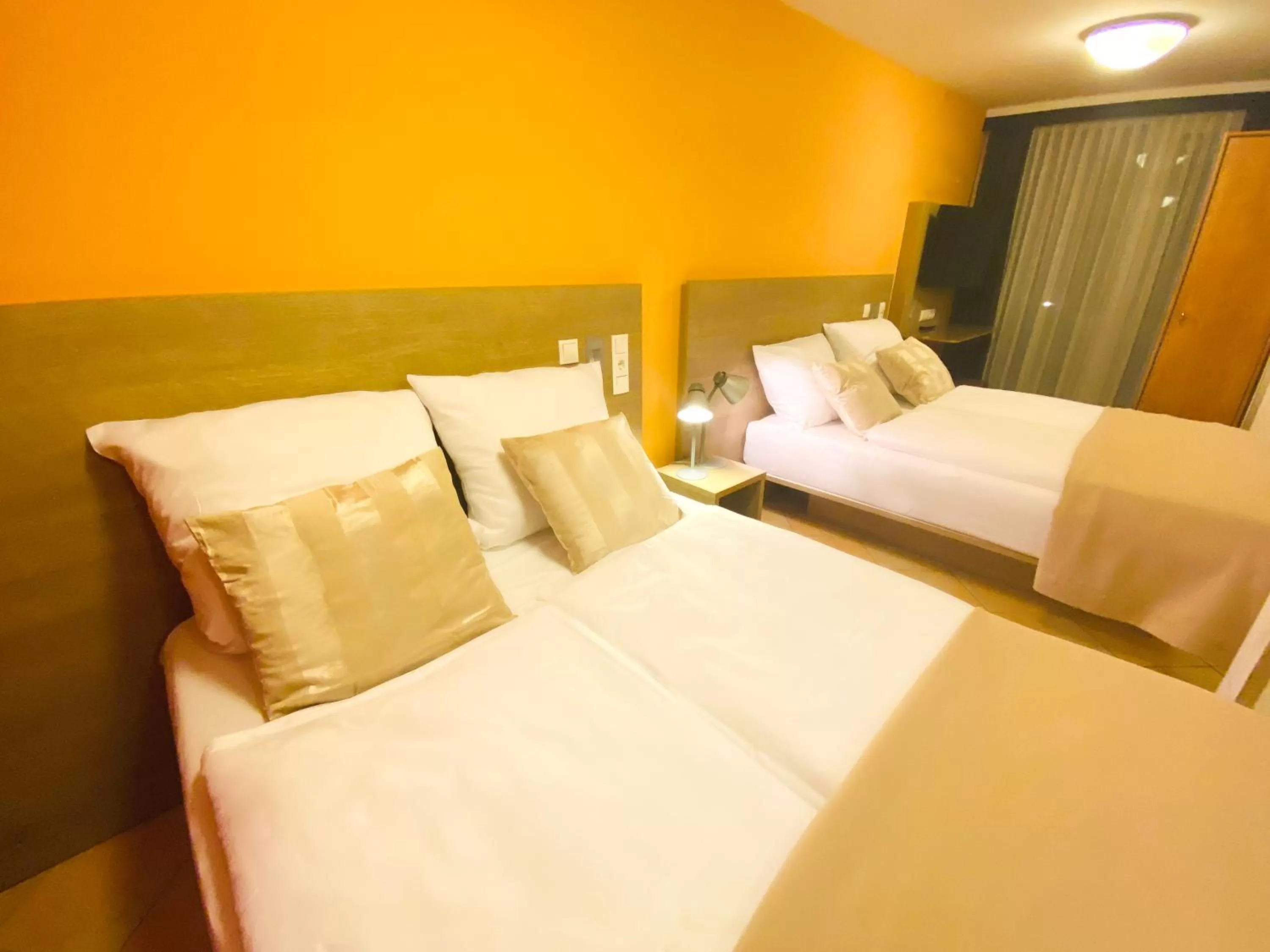 Bed in Hotel Hansehof