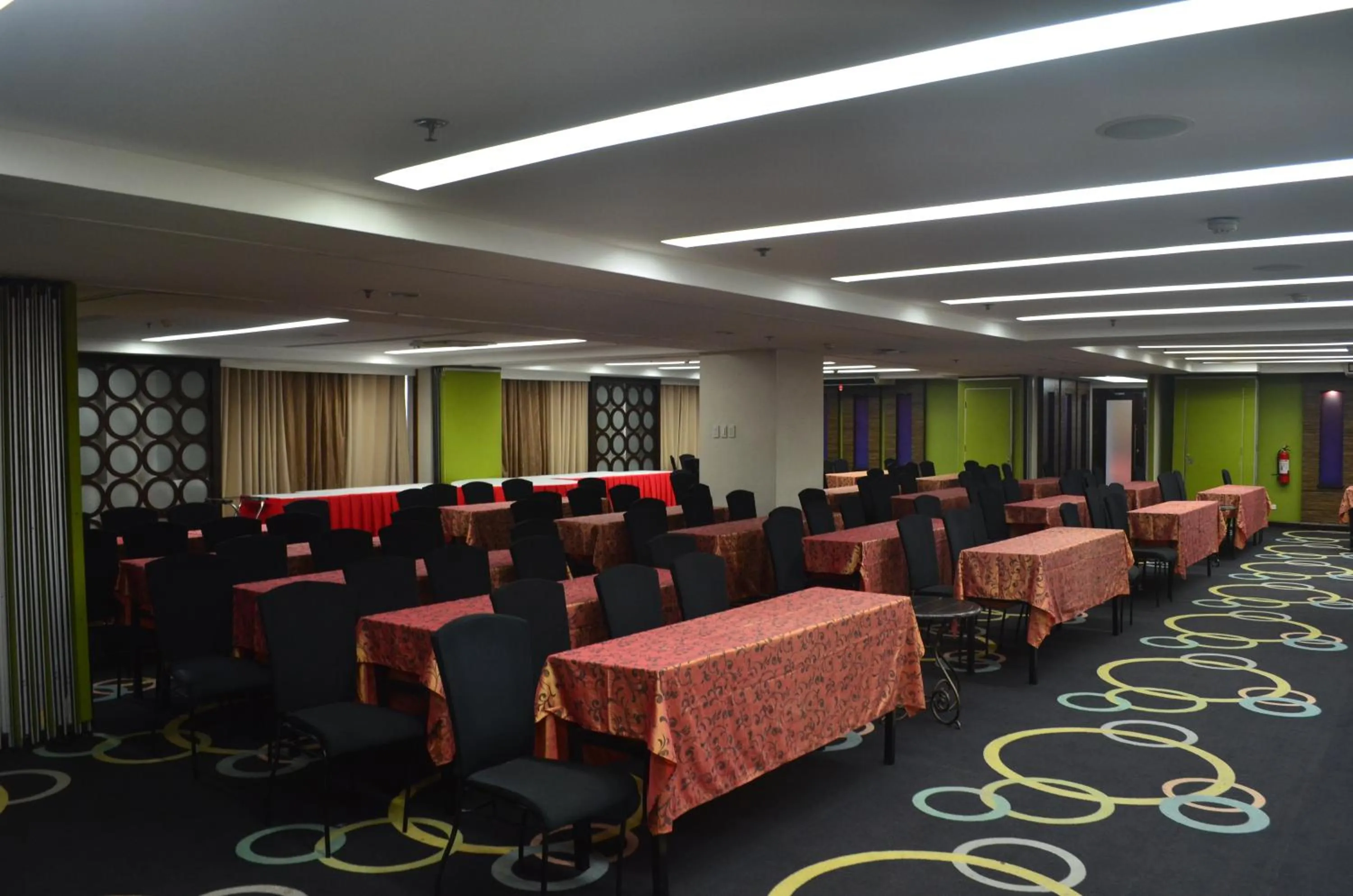 El Cielito Inn - Sta. Rosa