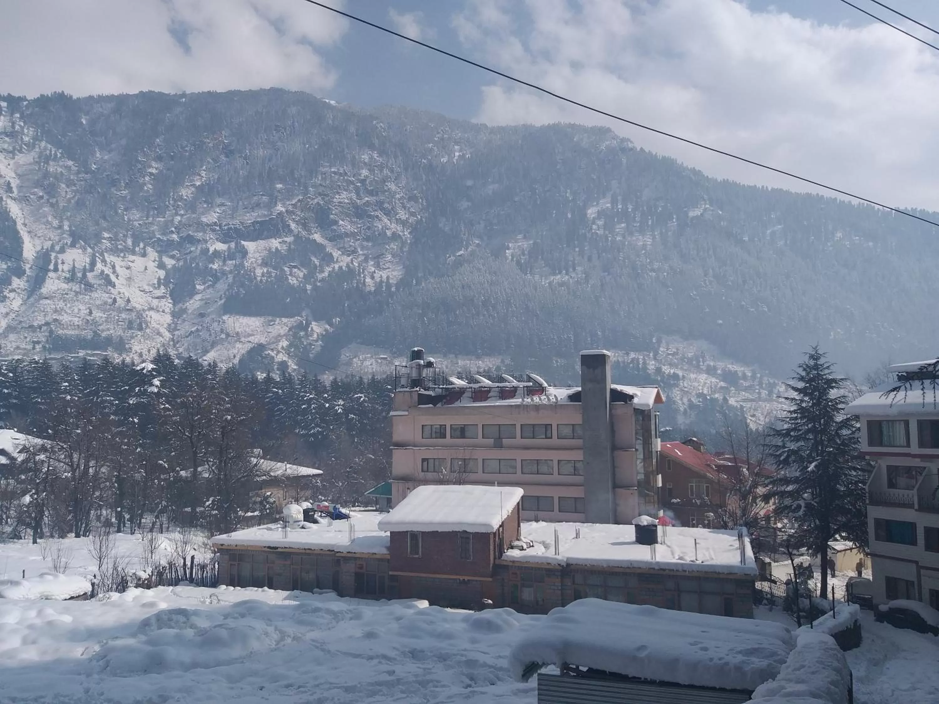 Winter in Hotel Ambika Resort Manali