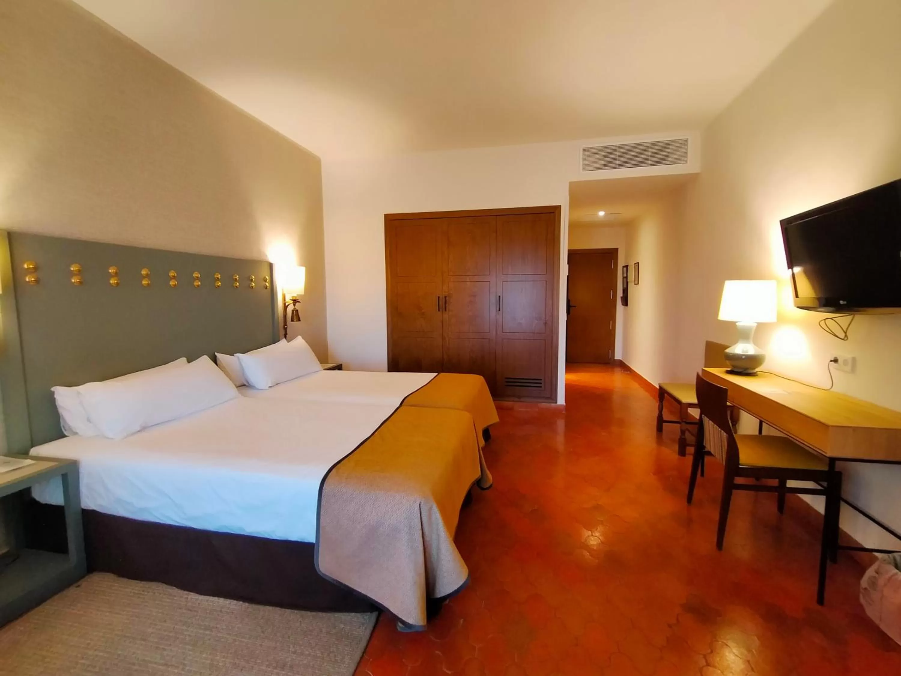 Photo of the whole room, Bed in Parador de Benavente