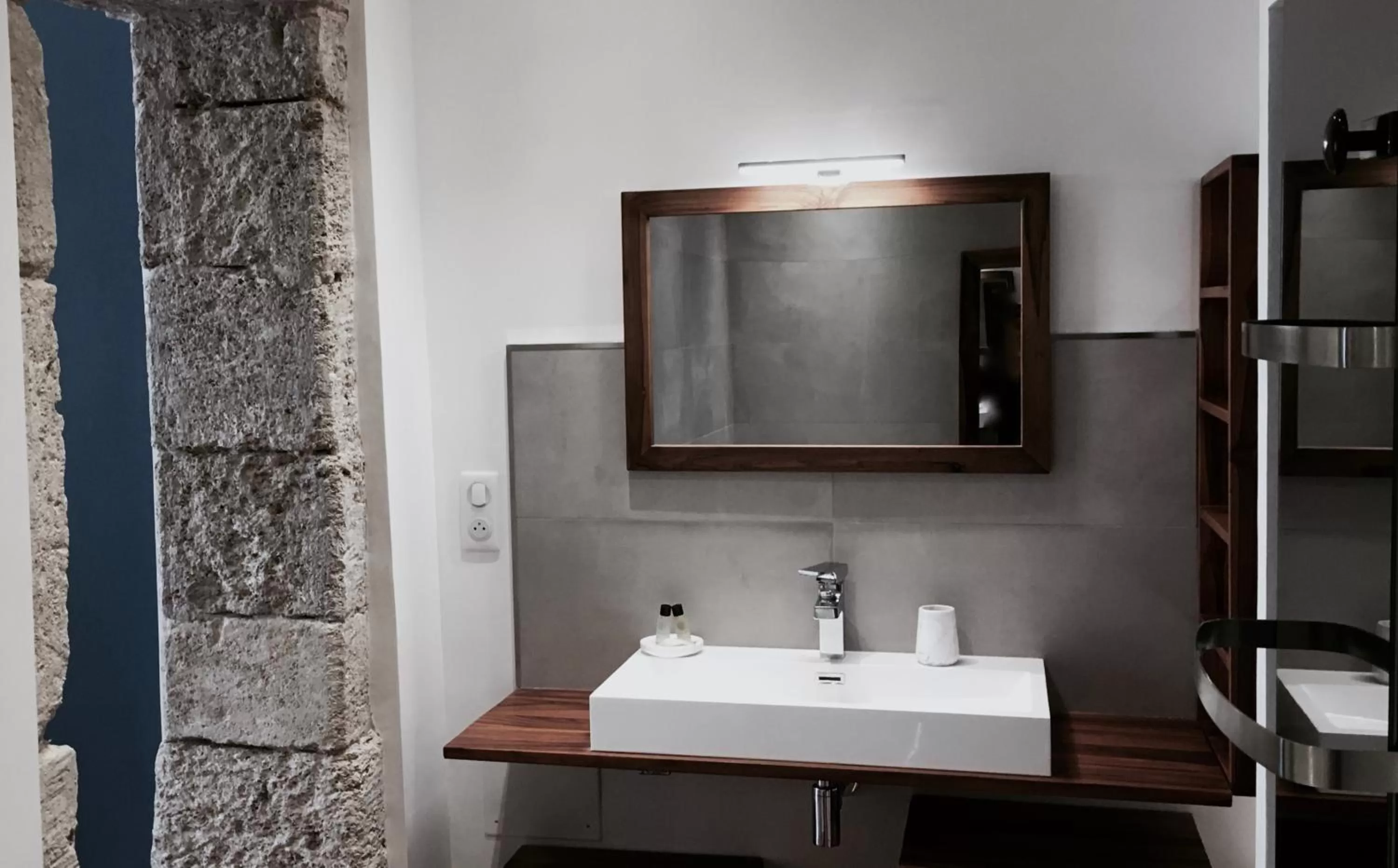 La Domitia - Maison d'hôtes, massages & bien-être