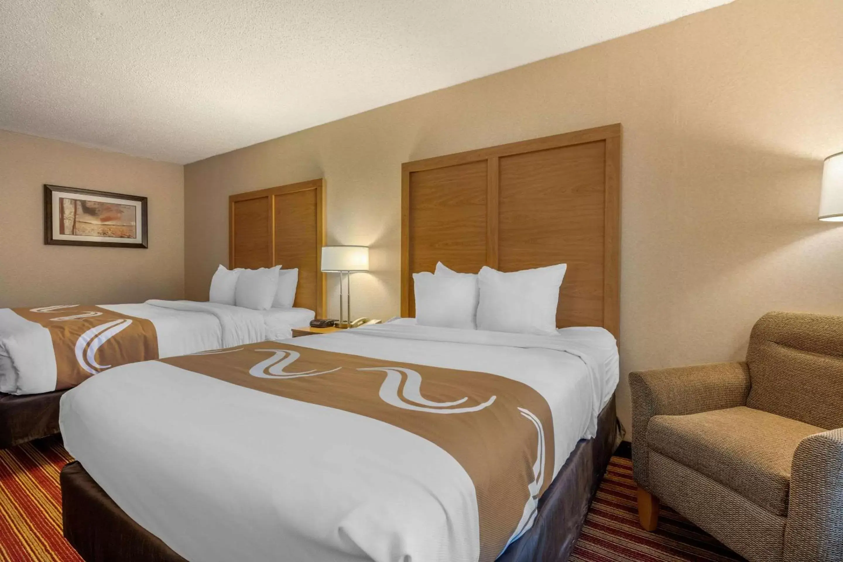 Standard Queen Room with Two Queen Beds - Smoking in Quality Inn Exit 4 Standard Queen Room with Two Queen Beds - Smoking in Quality Inn Exit 4