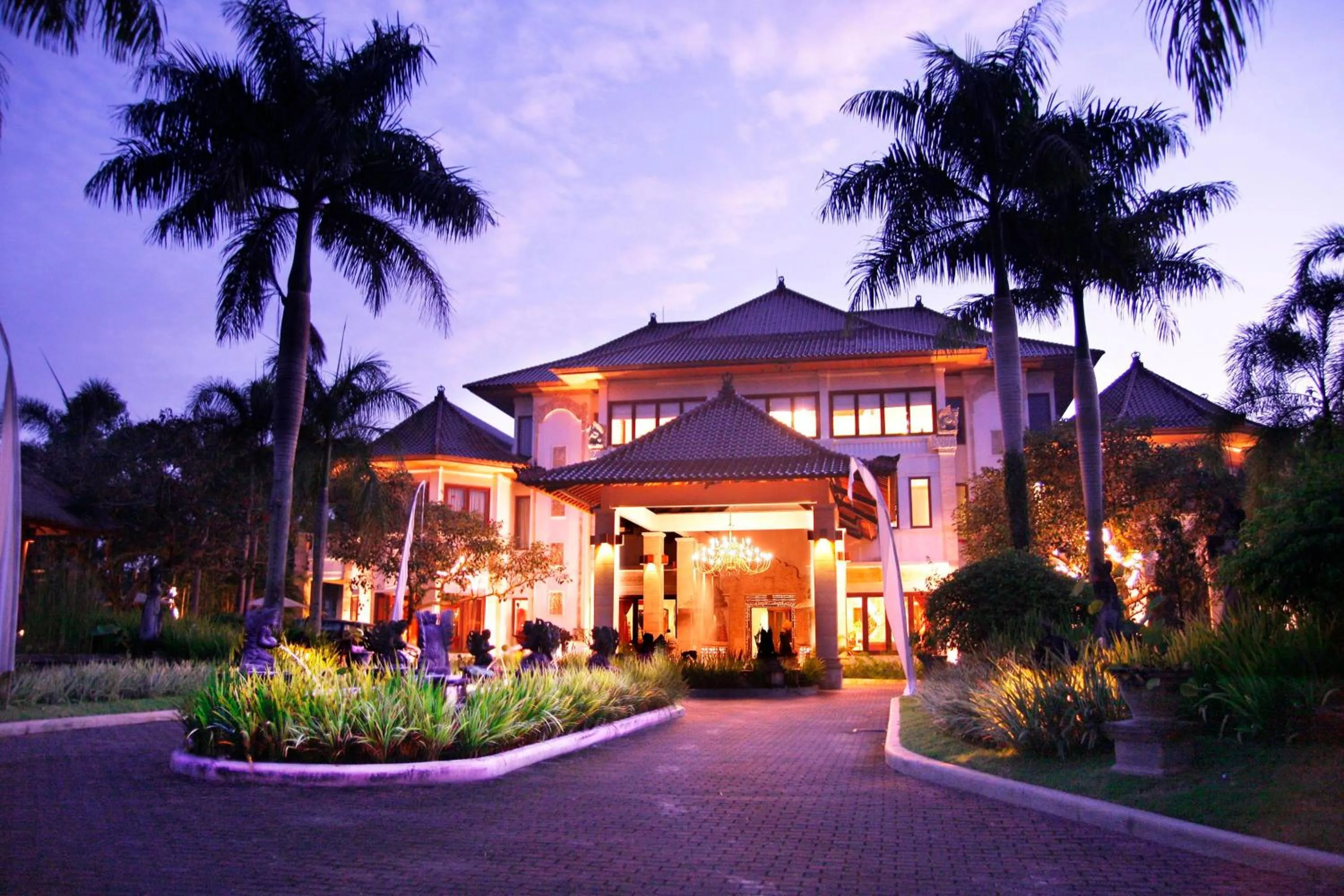 Facade/entrance in The Mansion Resort Hotel & Spa