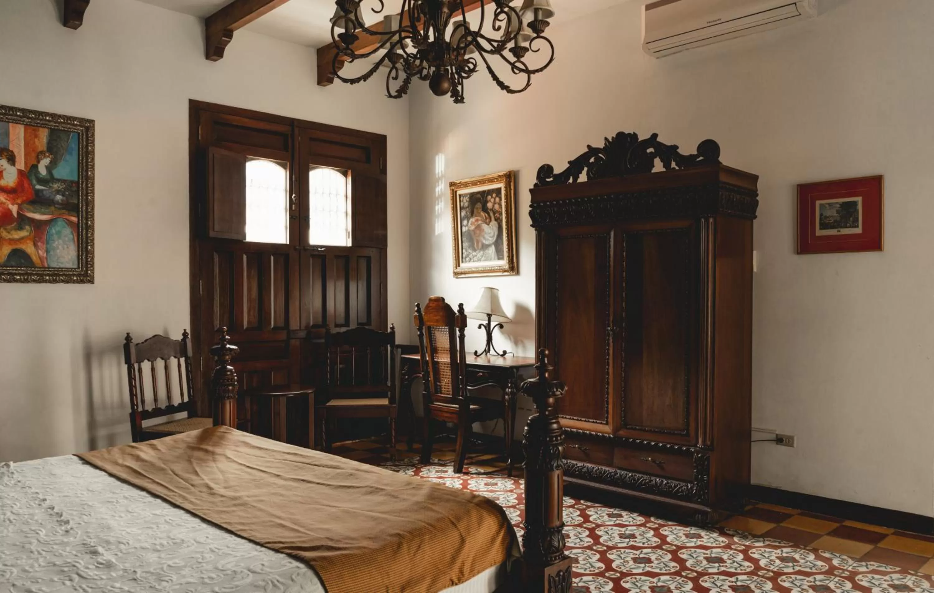 TV and multimedia, Bed in Hotel & Restaurante La Gran Francia