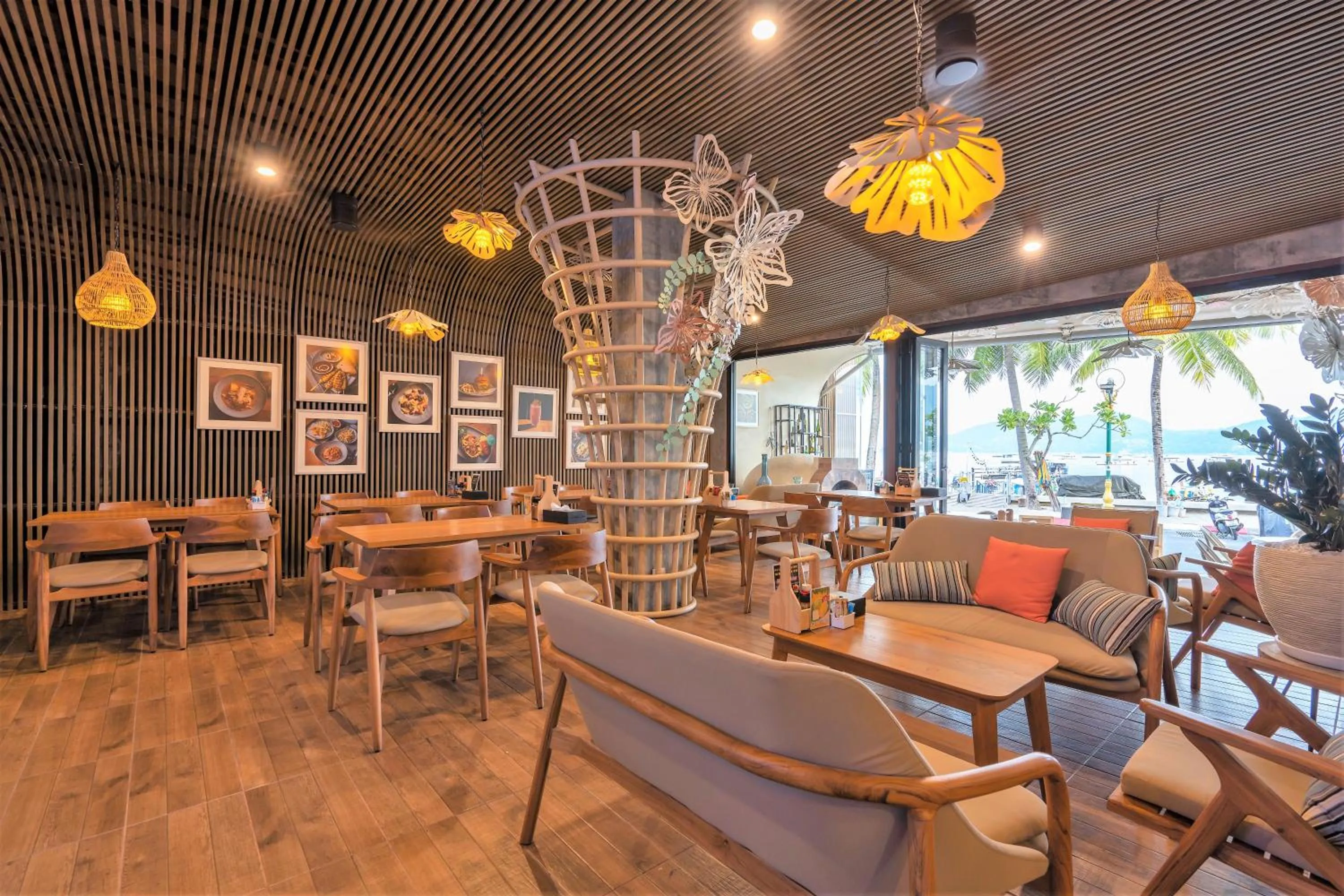 Restaurant/places to eat in Patong Signature Boutique Hotel