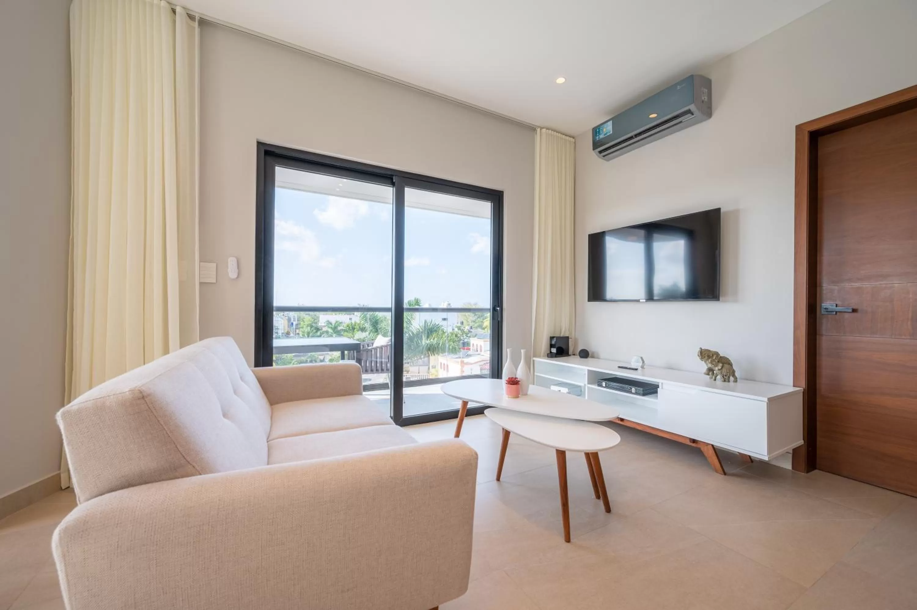 TV and multimedia in Kippal - Modern Oasis - ApartHotel