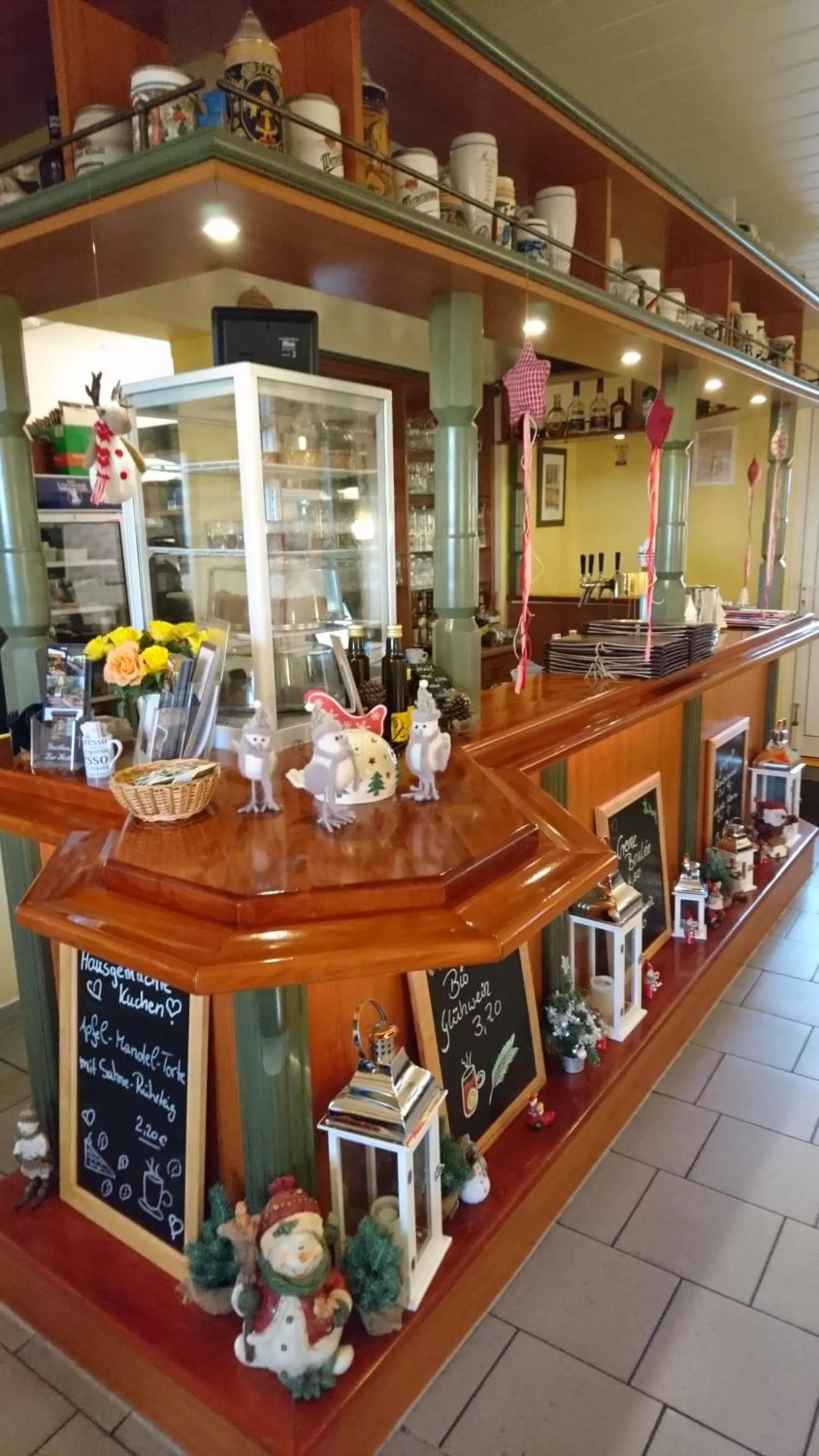 Restaurant/places to eat in Gasthaus Zur Hecke