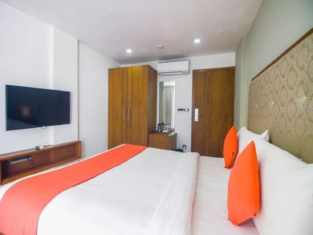 Deluxe Room in Okean De Goa Vagator Deluxe Room in Okean De Goa Vagator