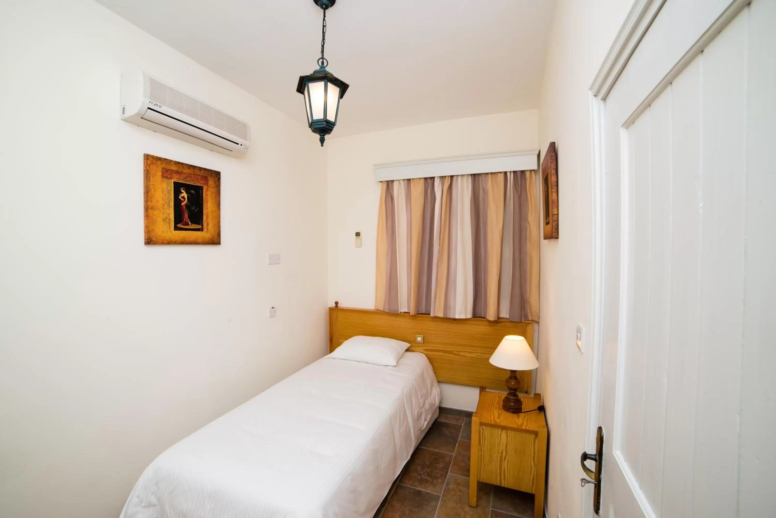 Bed in Kefalos Beach Tourist Village