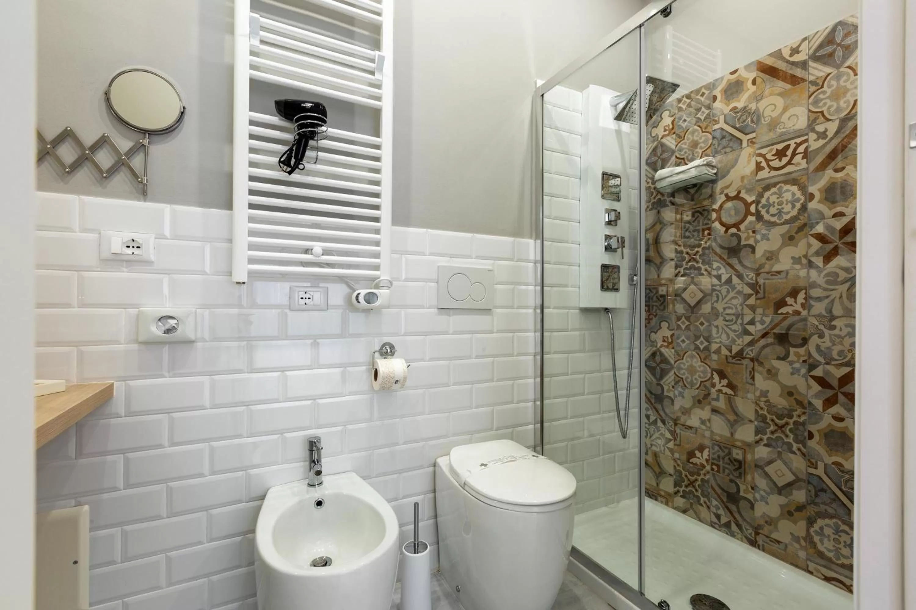 Bathroom in B&B InCentro Comfort Suite