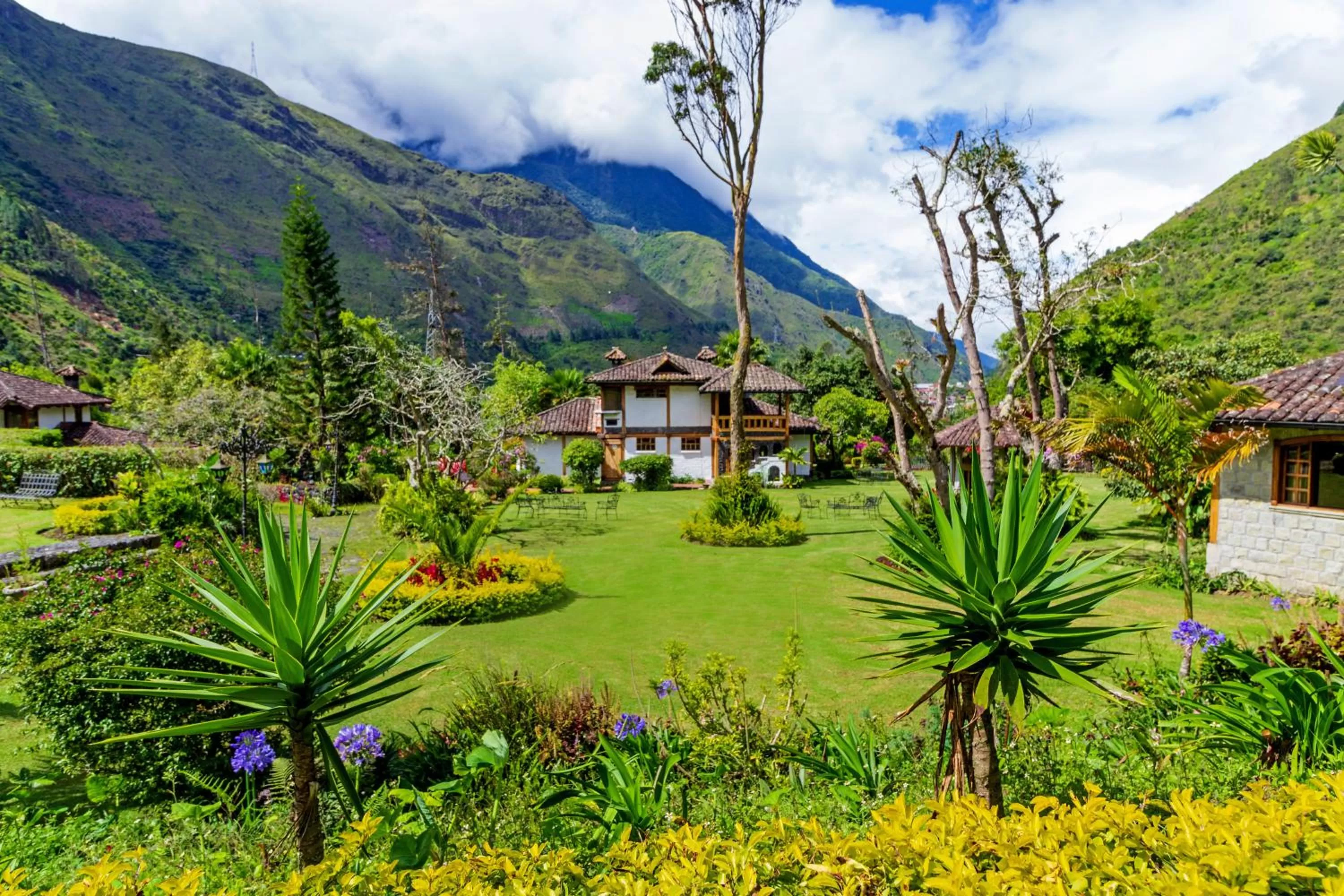 Garden, Property Building in Samari Spa Resort