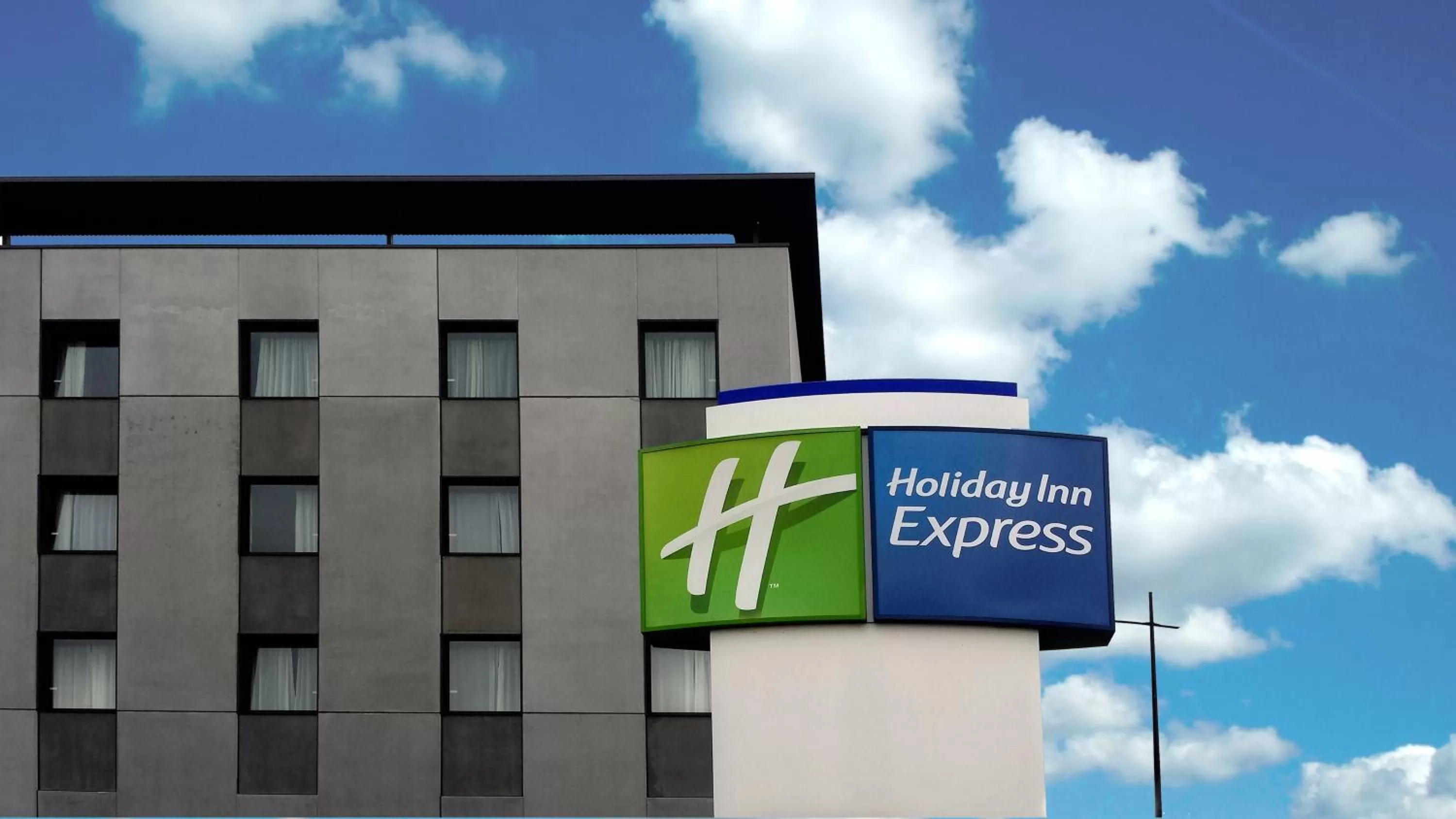 Property building in Holiday Inn Express Bilbao Airport by IHG