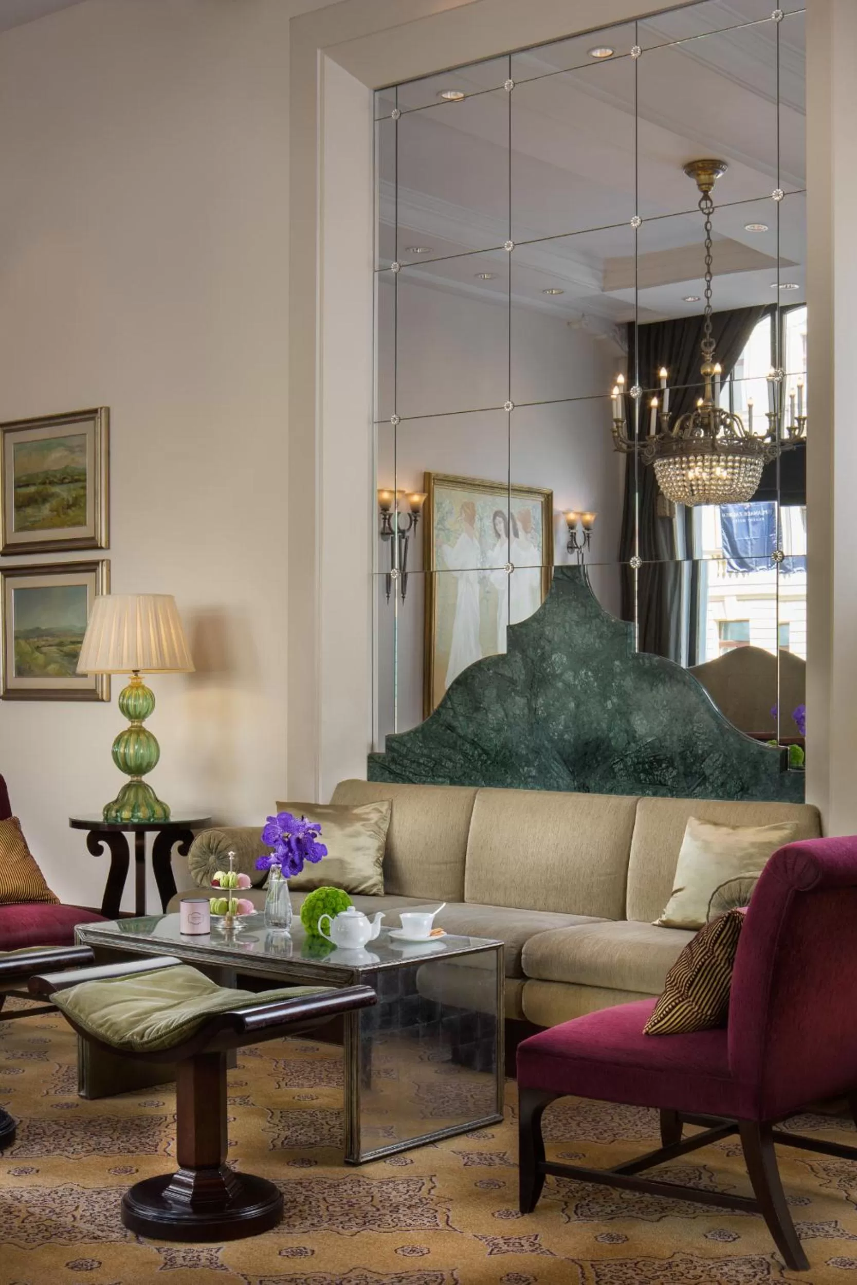 Lounge or bar in Esplanade Zagreb Hotel