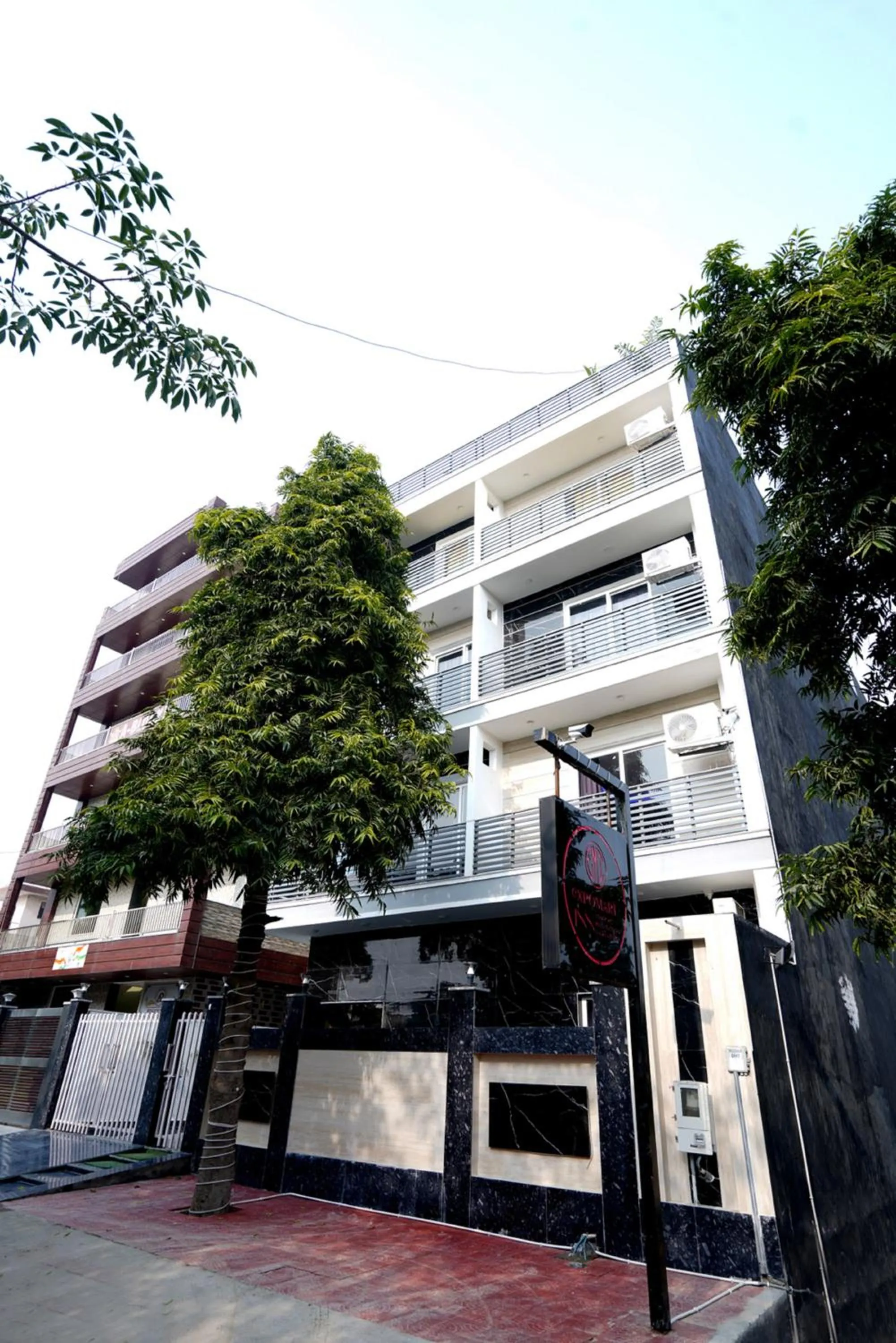 Property building in ExpoMart Inn