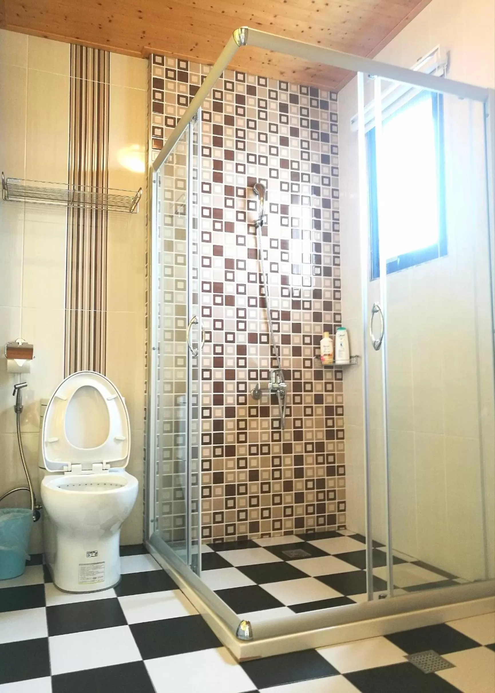 Shower, Bathroom in Love Ocean & Happy Bay HomeStay