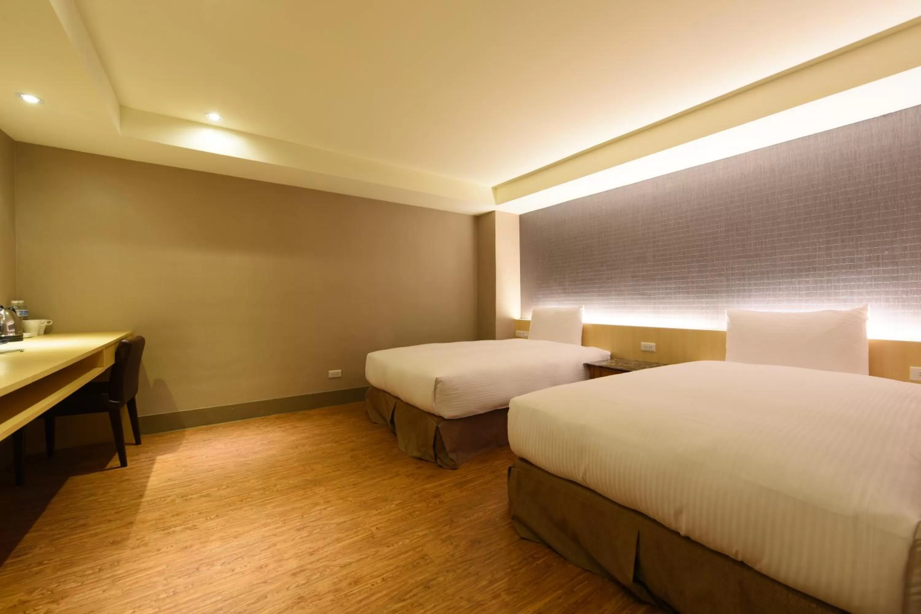 Photo of the whole room in Simple Life Kaohsiung