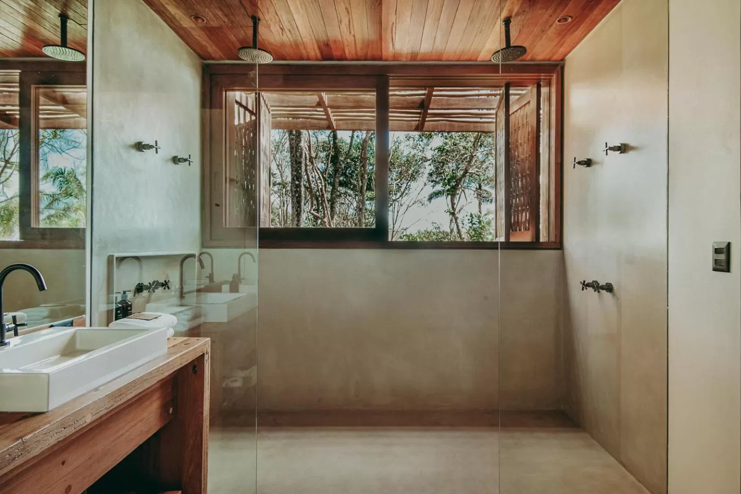 Bathroom in Barracuda Hotel & Villas