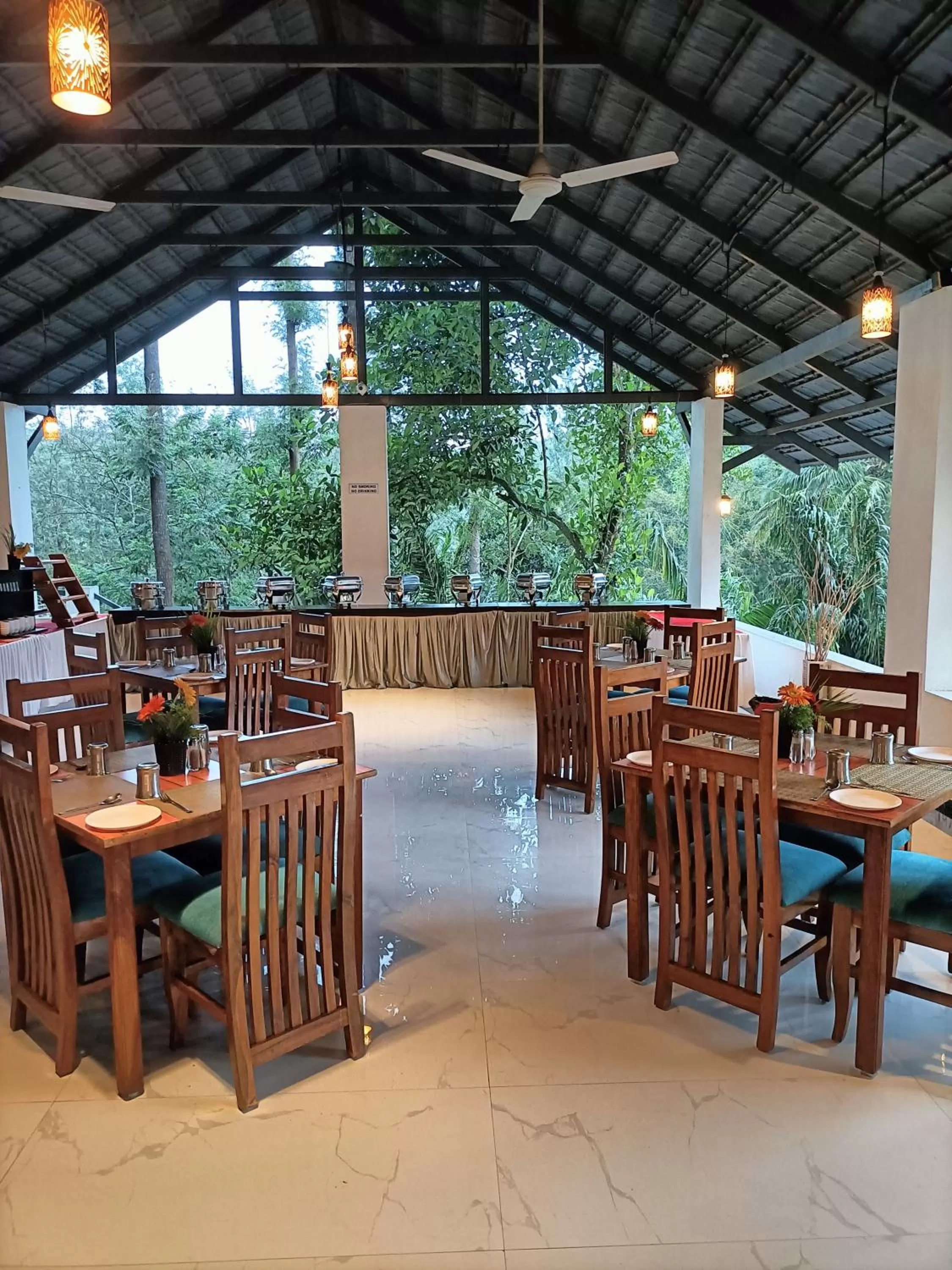 Restaurant/Places to Eat in The Spectrum Resort, Chikmagalur