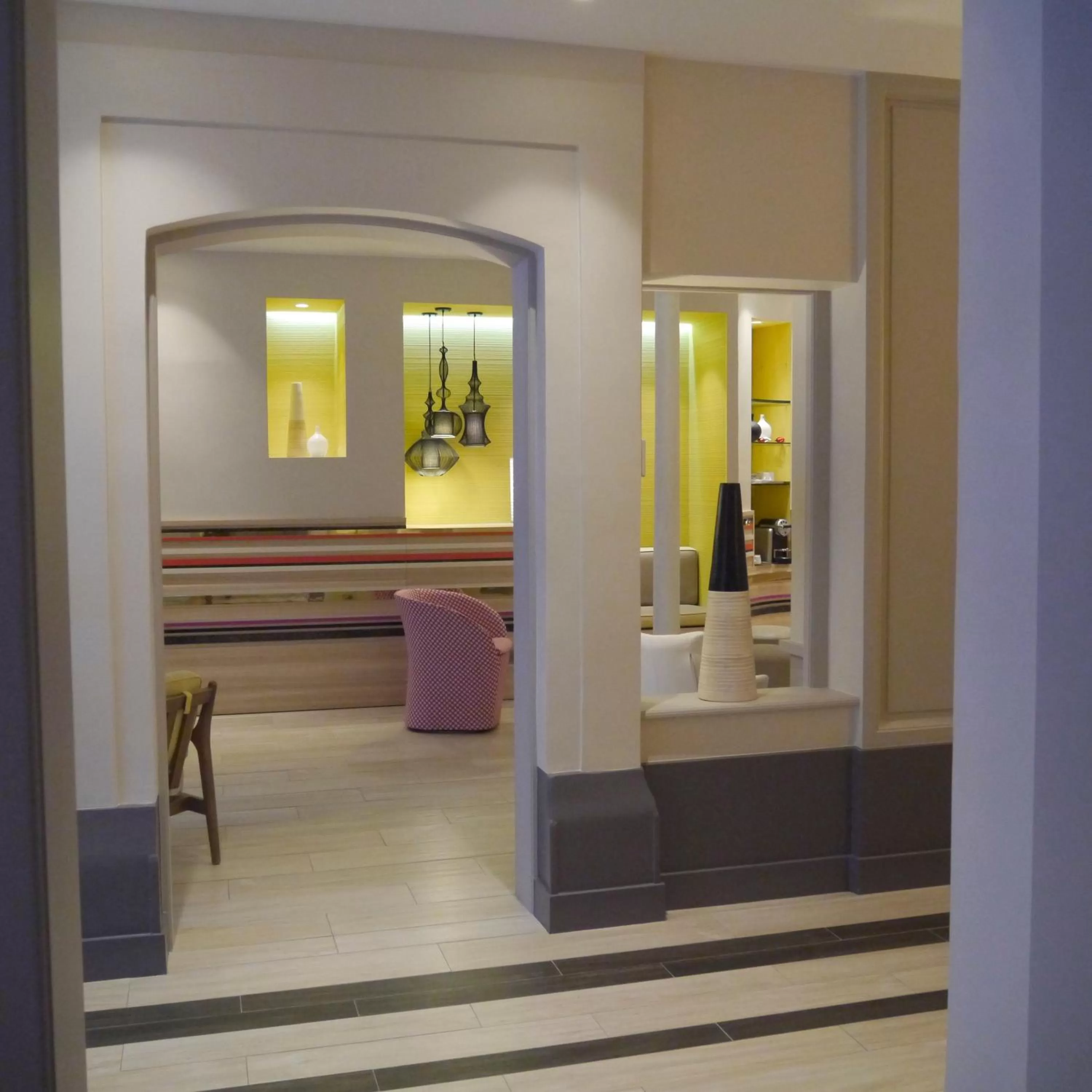 Lobby or reception in Hotel Berne Opera