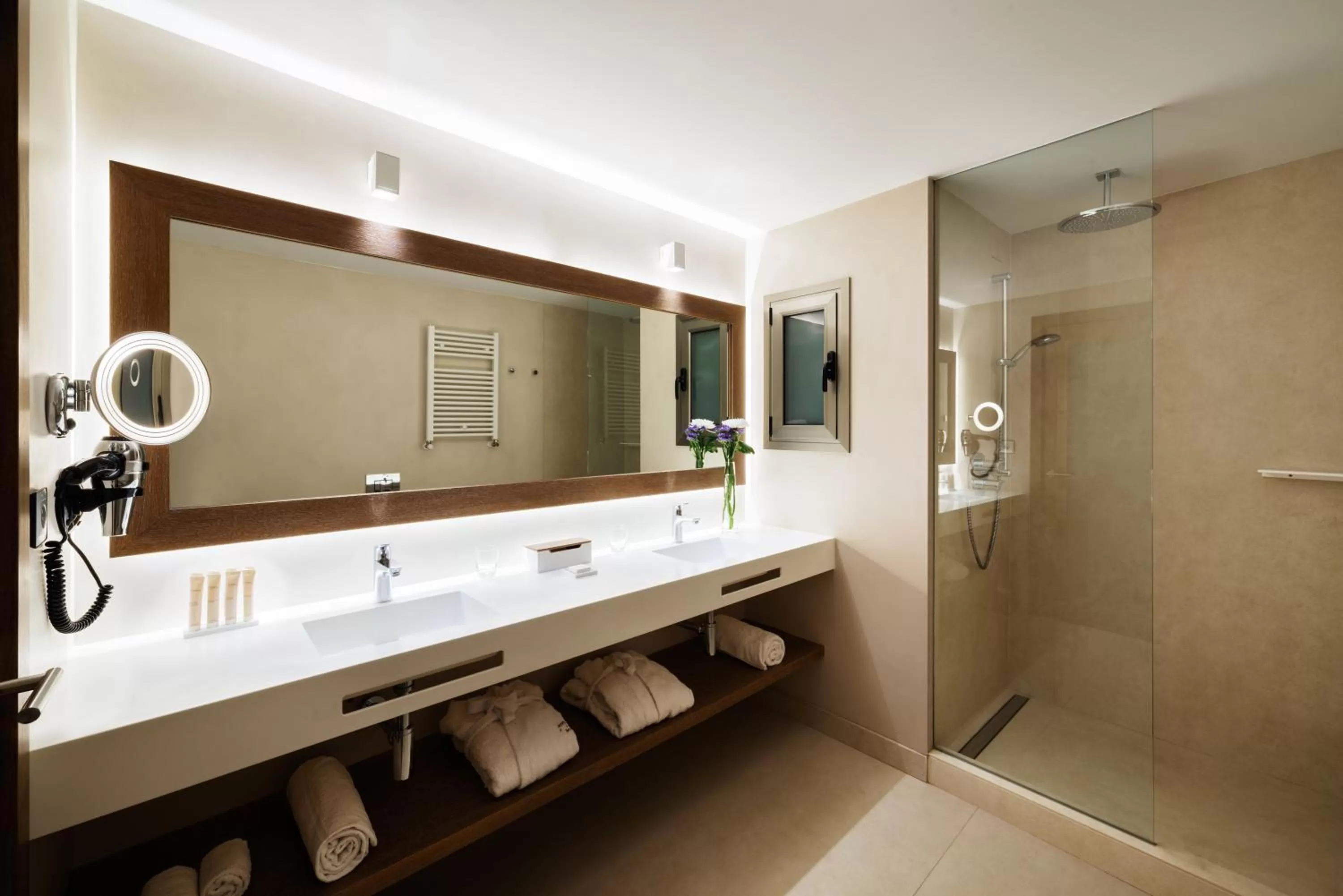 Bathroom in Colón Hotel Barcelona