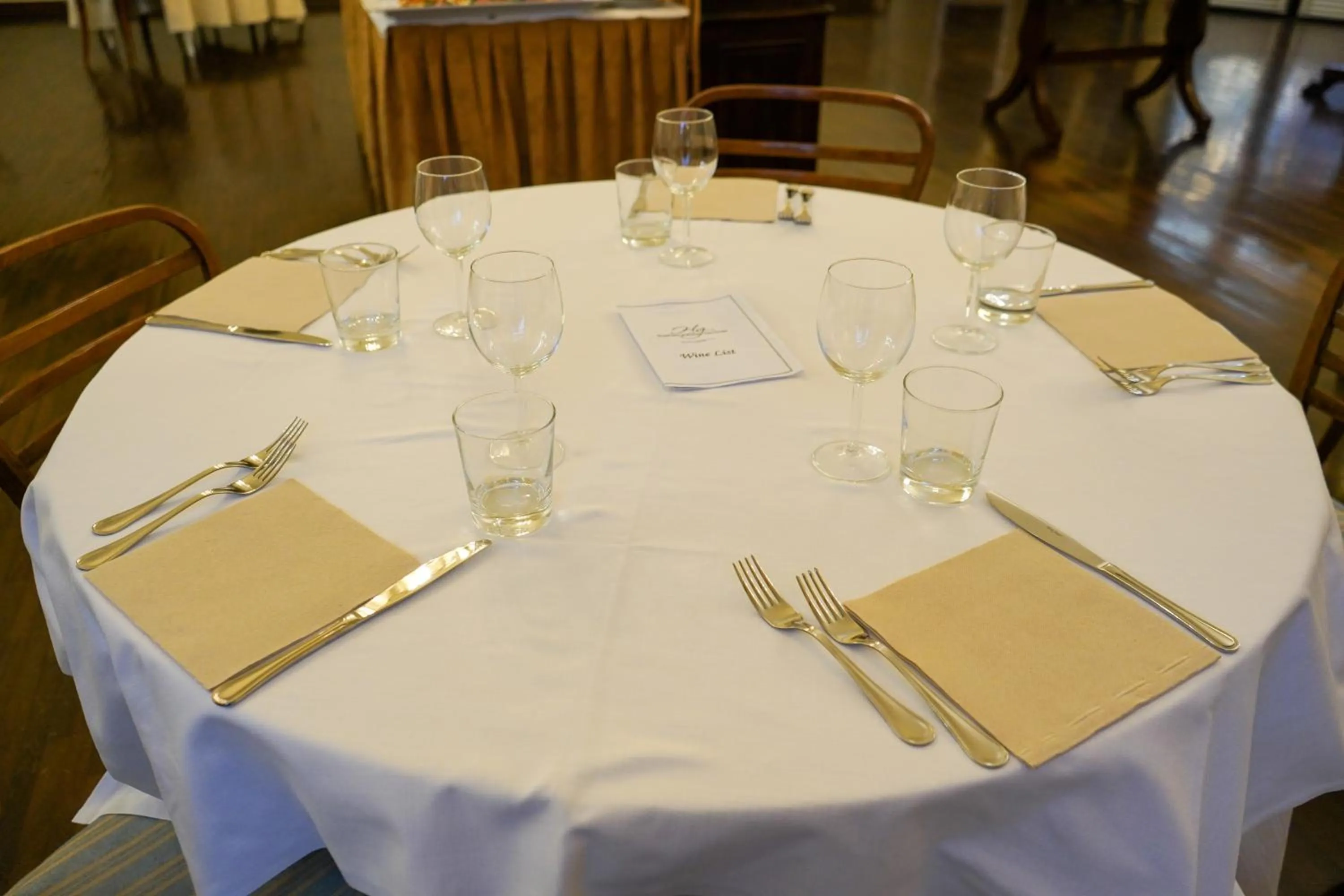 Restaurant/places to eat in HG Hotel Cappelli