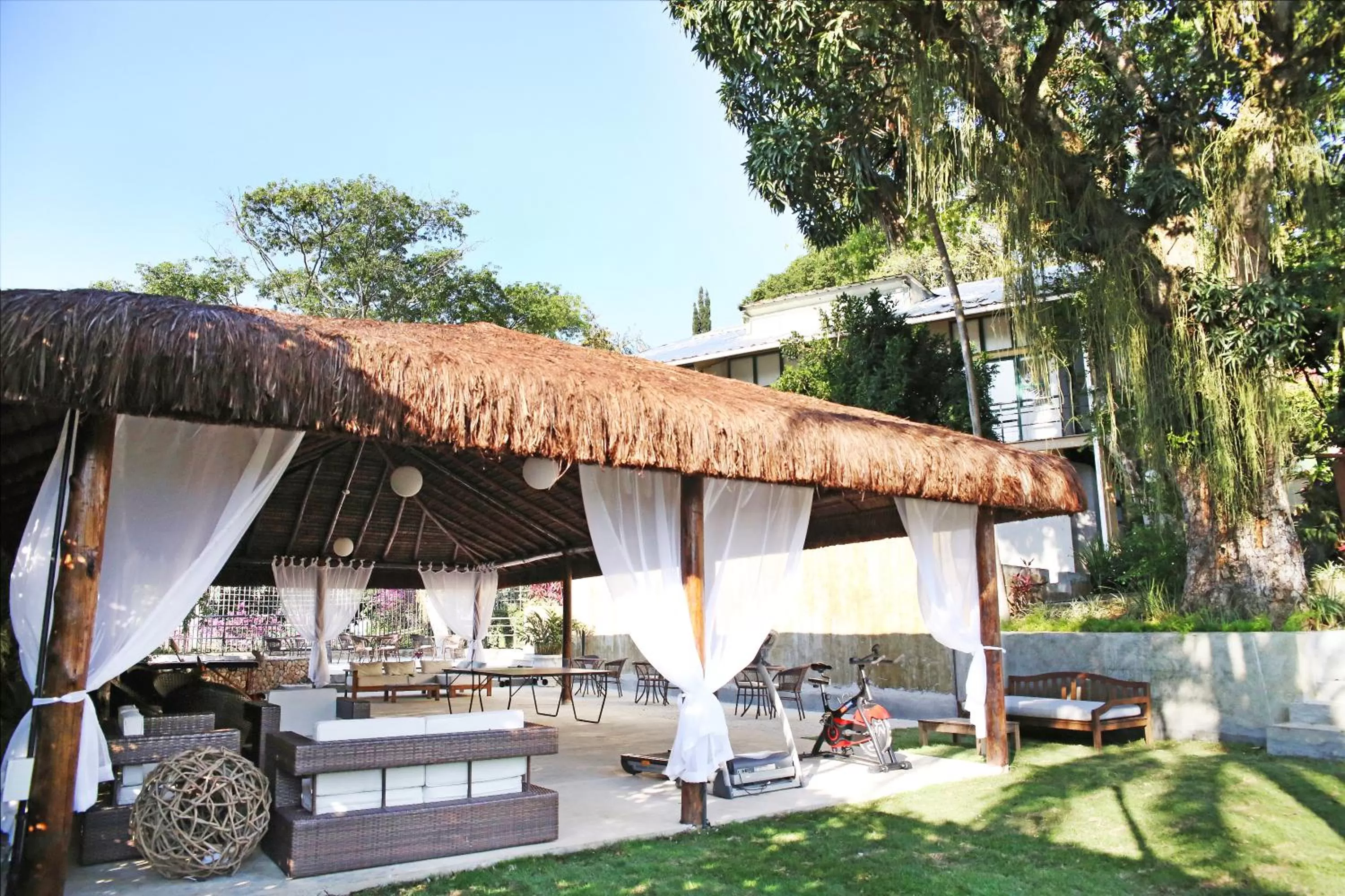 Banquet/Function facilities, Restaurant/Places to Eat in Sant' Martre