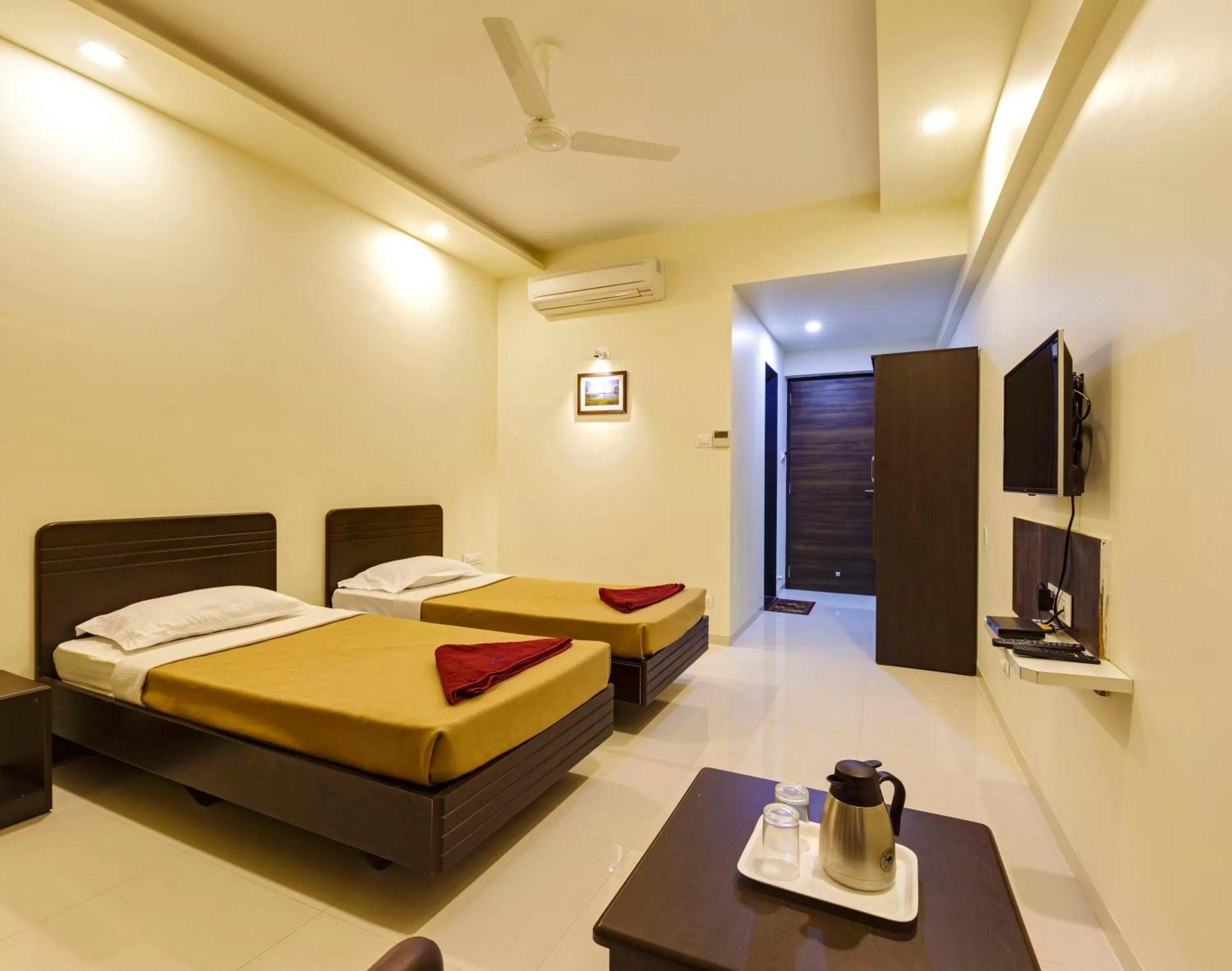 Bedroom in Hotel Galaxy Inn Kolhapur