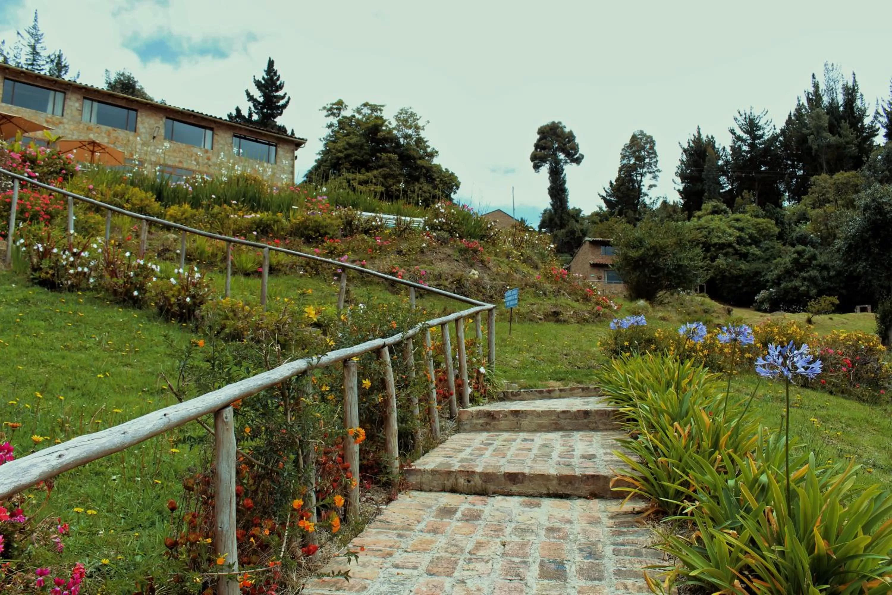 Garden in Hotel Refugio Pozo Azul