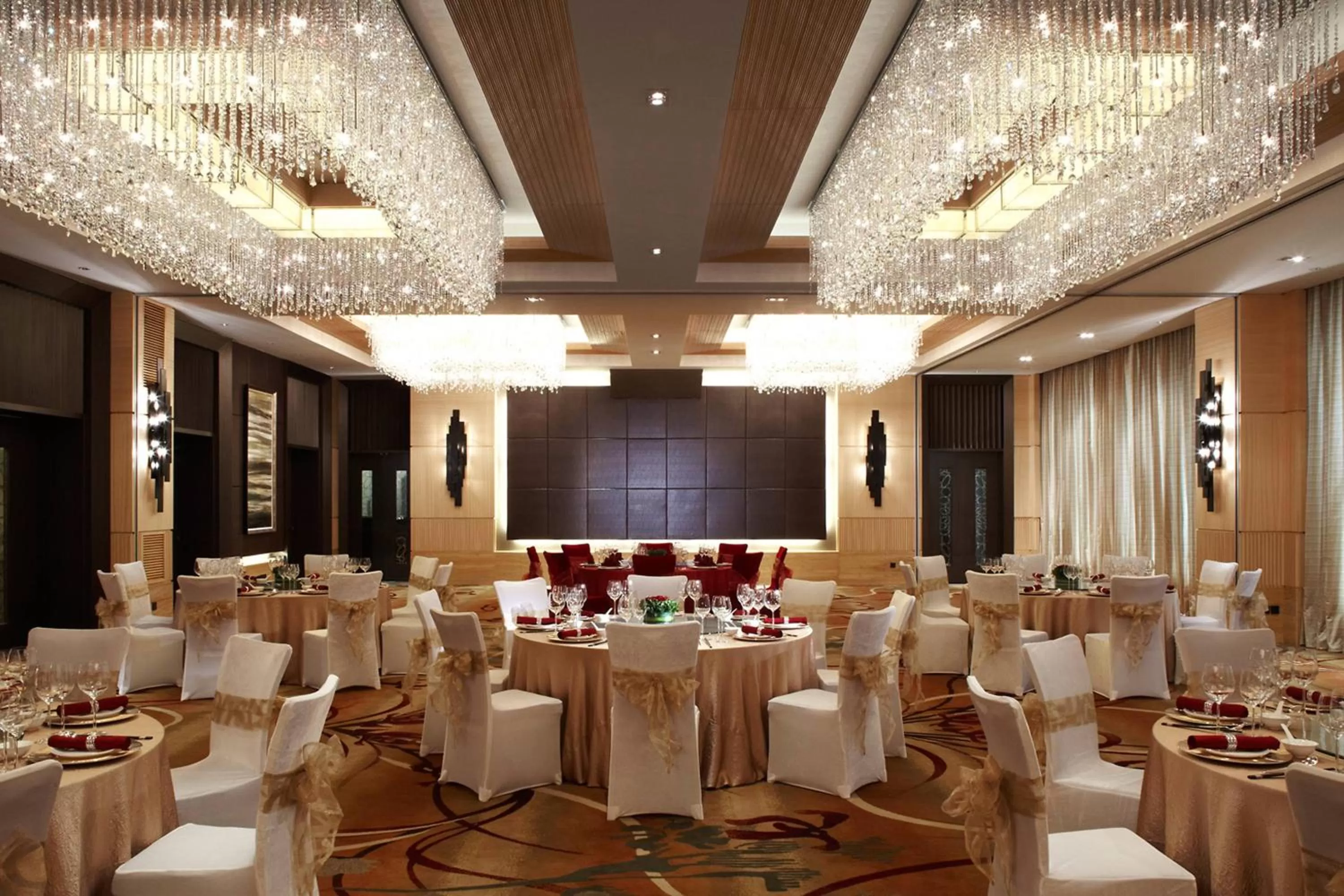 Lobby or reception in Courtyard by Marriott Shanghai Central