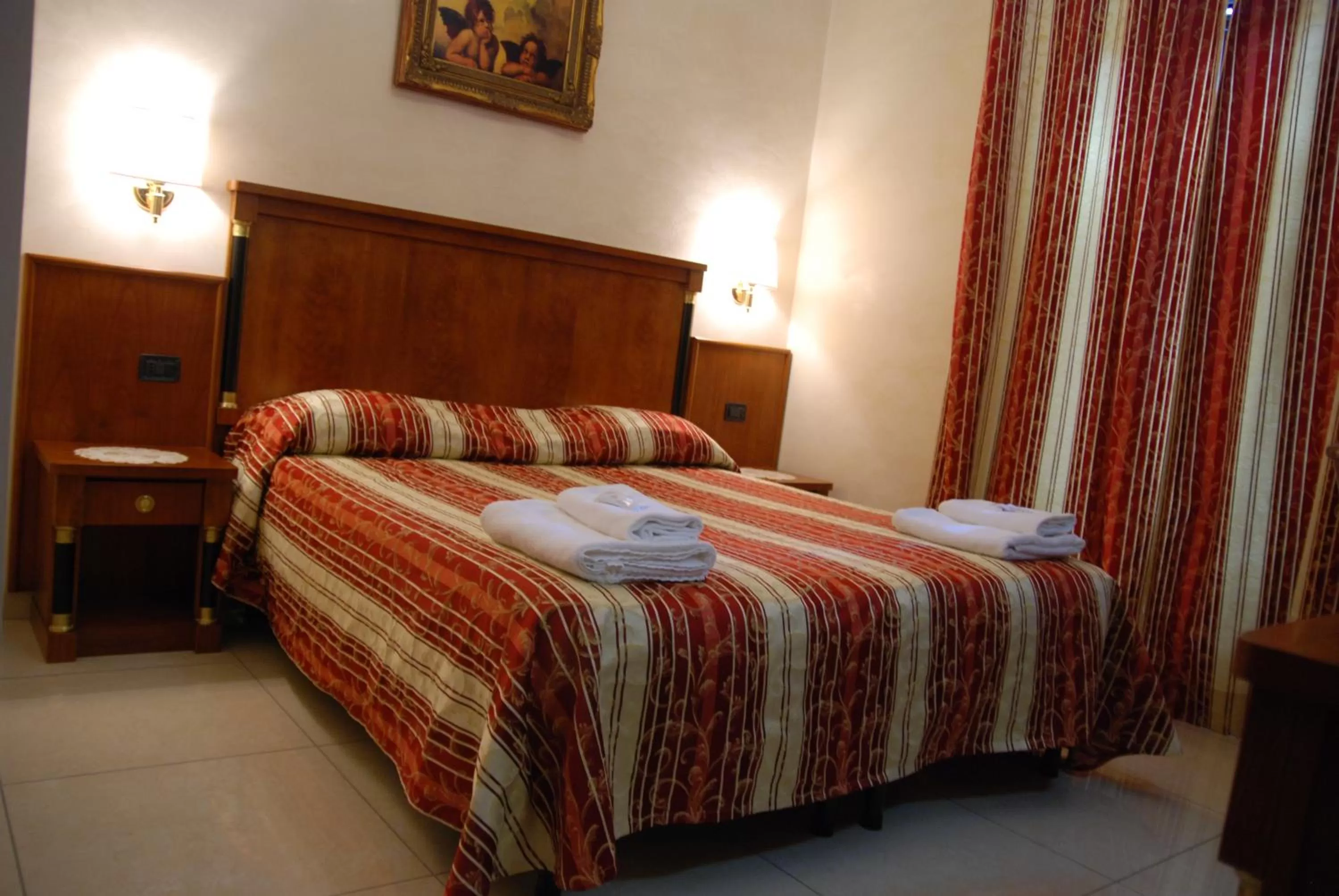 Photo of the whole room, Bed in Hotel Hollywood