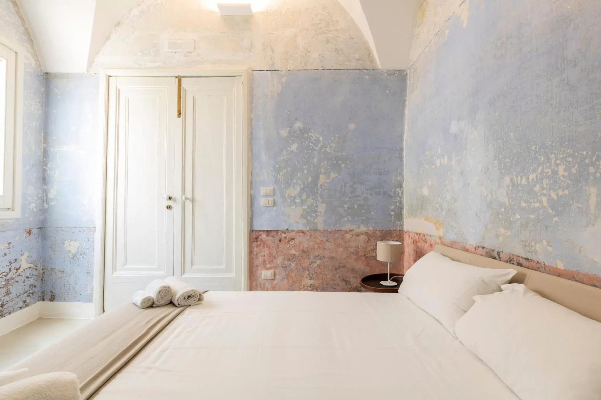 Bed in Palazzo Balsamo