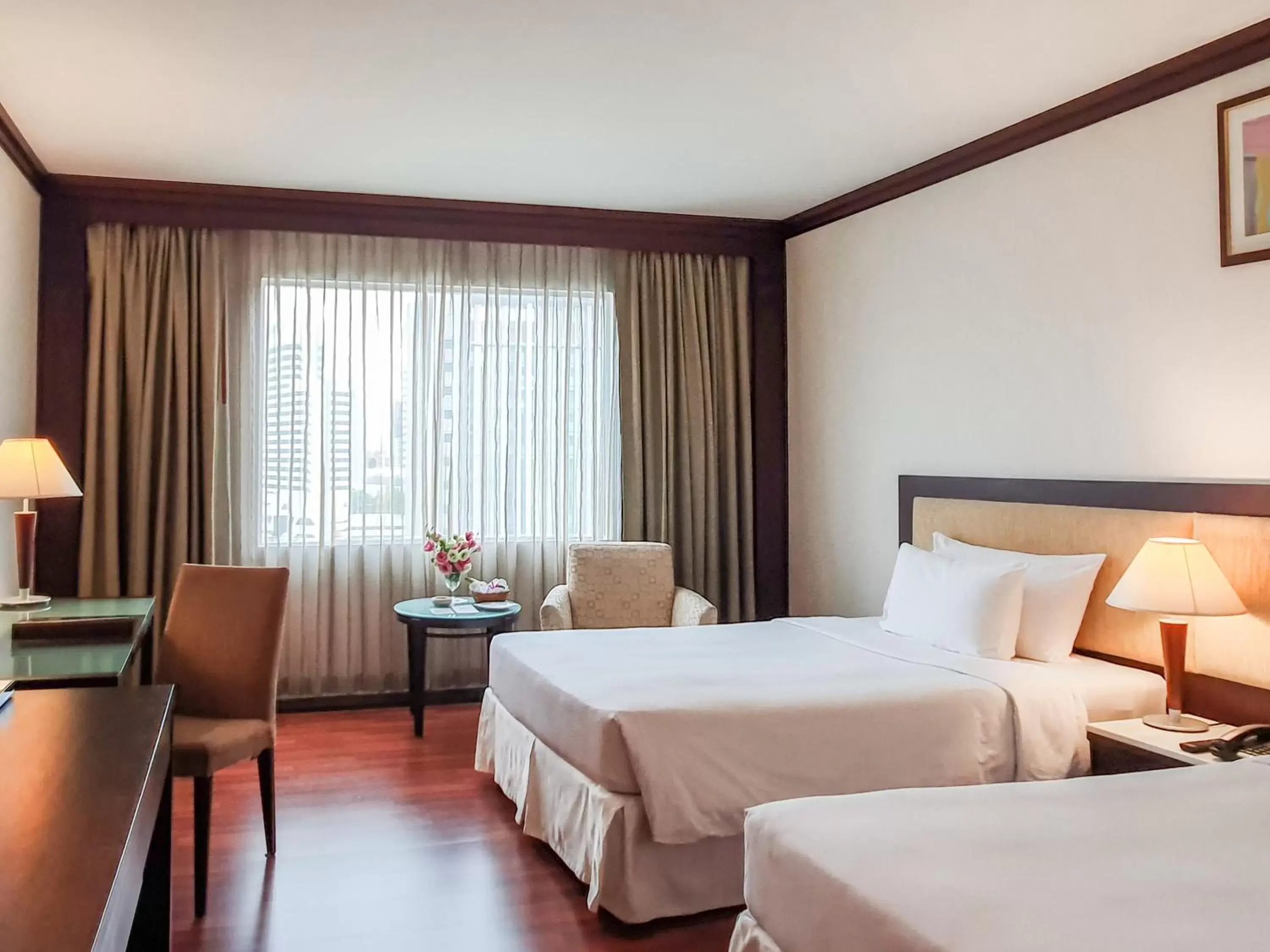 Deluxe Twin Room in Zenith Sukhumvit Hotel Deluxe Twin Room in Zenith Sukhumvit Hotel