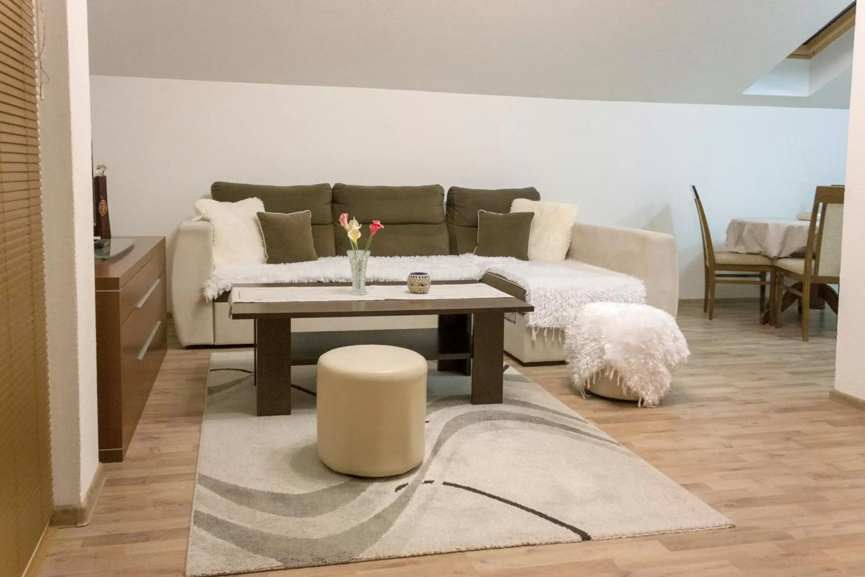 Three-Bedroom Apartment in Villa Maja Three-Bedroom Apartment in Villa Maja