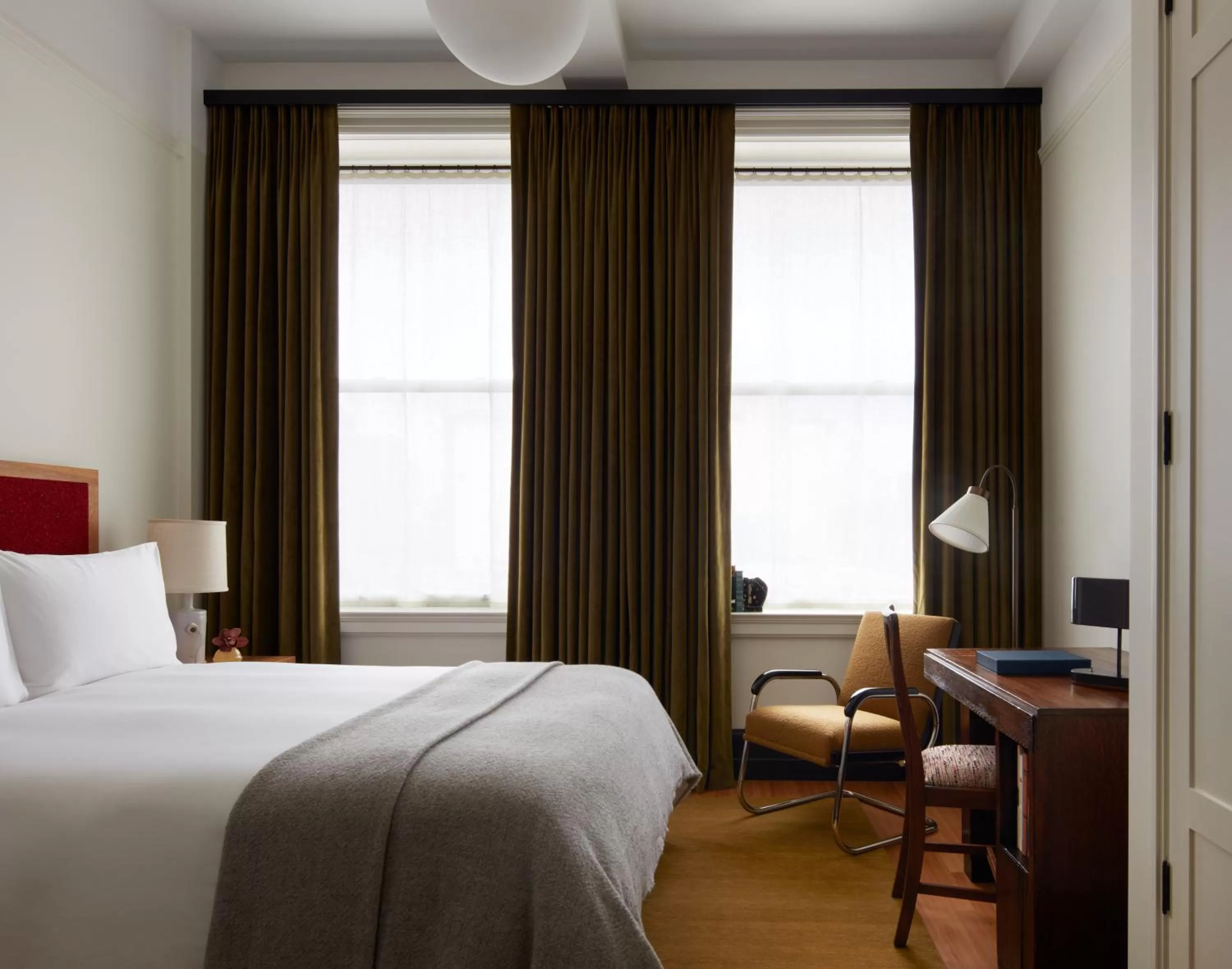 Photo of the whole room, Bed in Nine Orchard