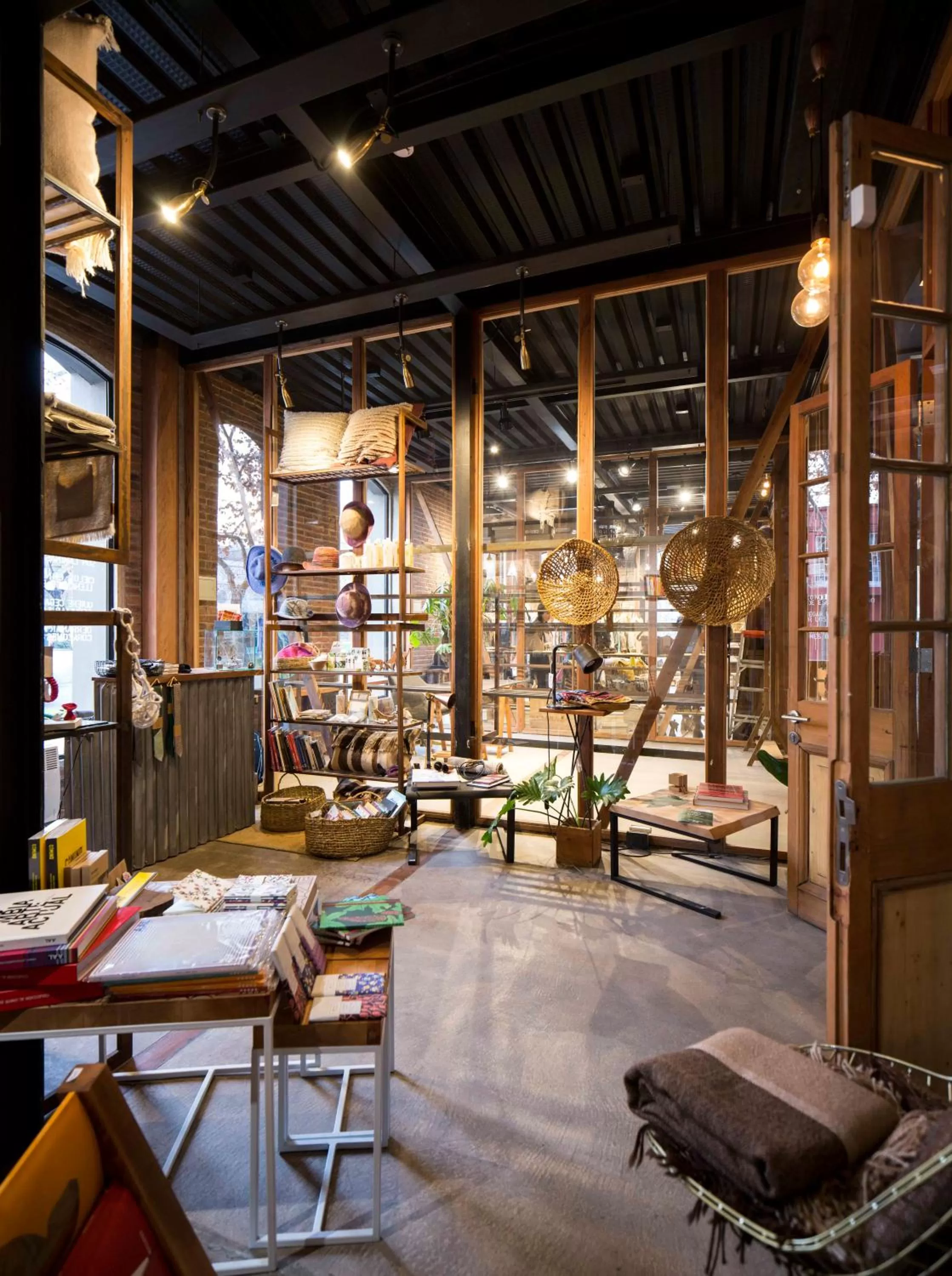 Restaurant/Places to Eat in Maison Italia 1029