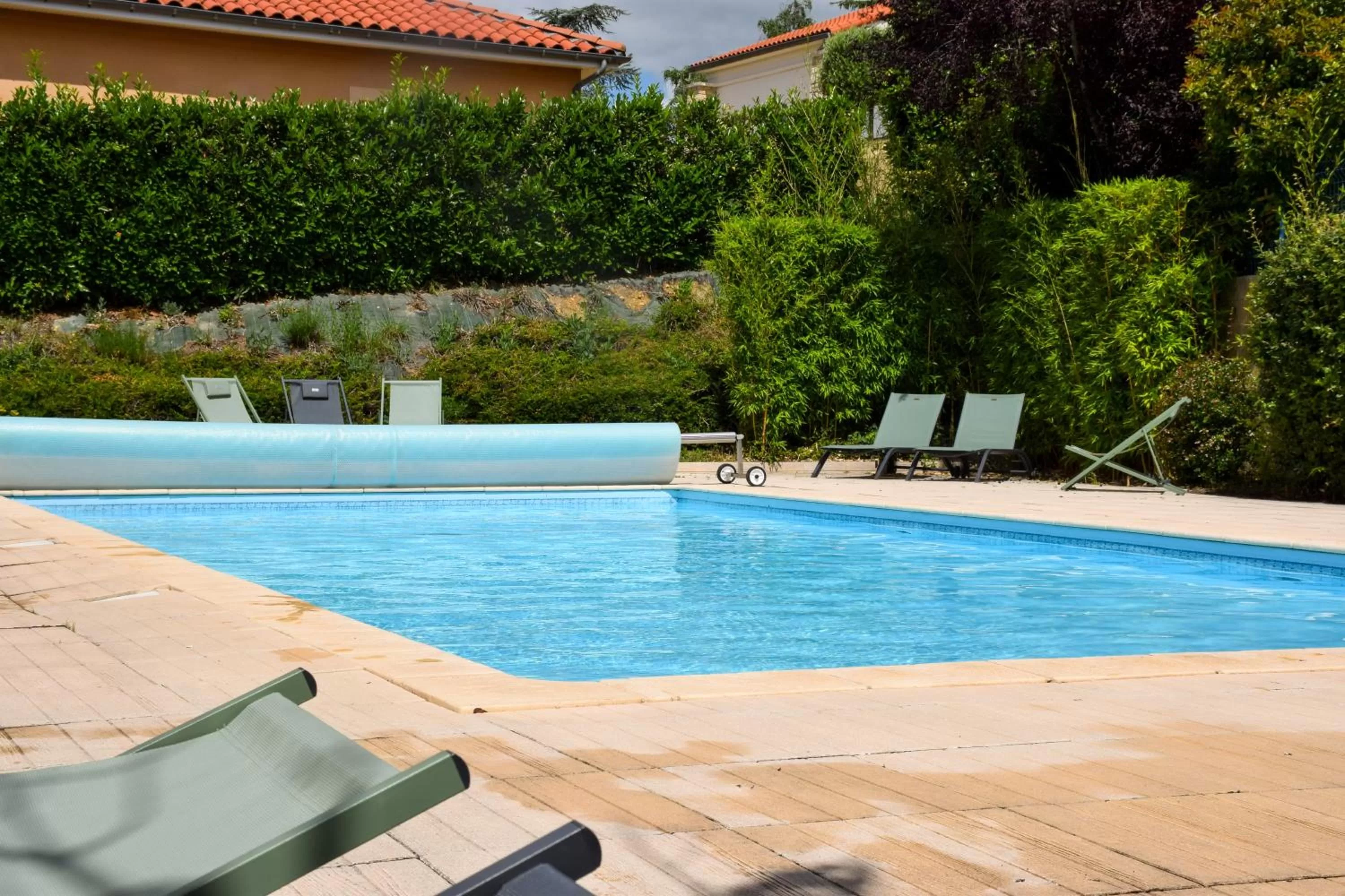 Swimming pool in ibis Budget Millau Viaduc