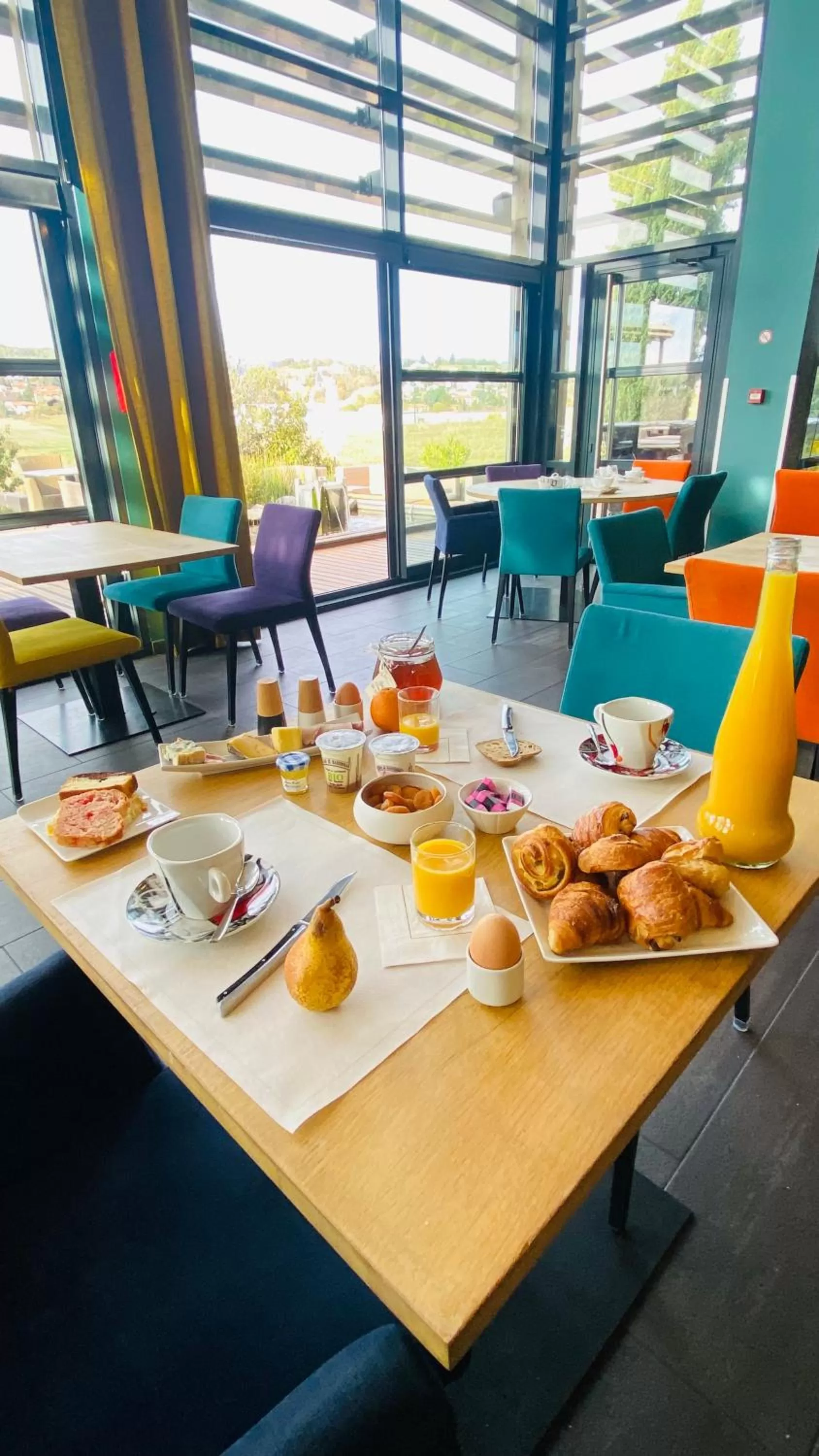 Breakfast in Best Western Plus Hôtel Gergovie