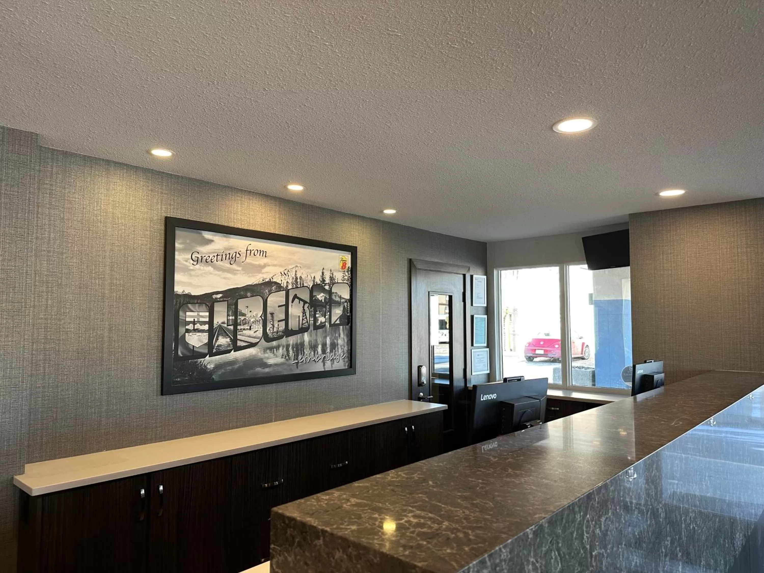 Super 8 by Wyndham Lethbridge