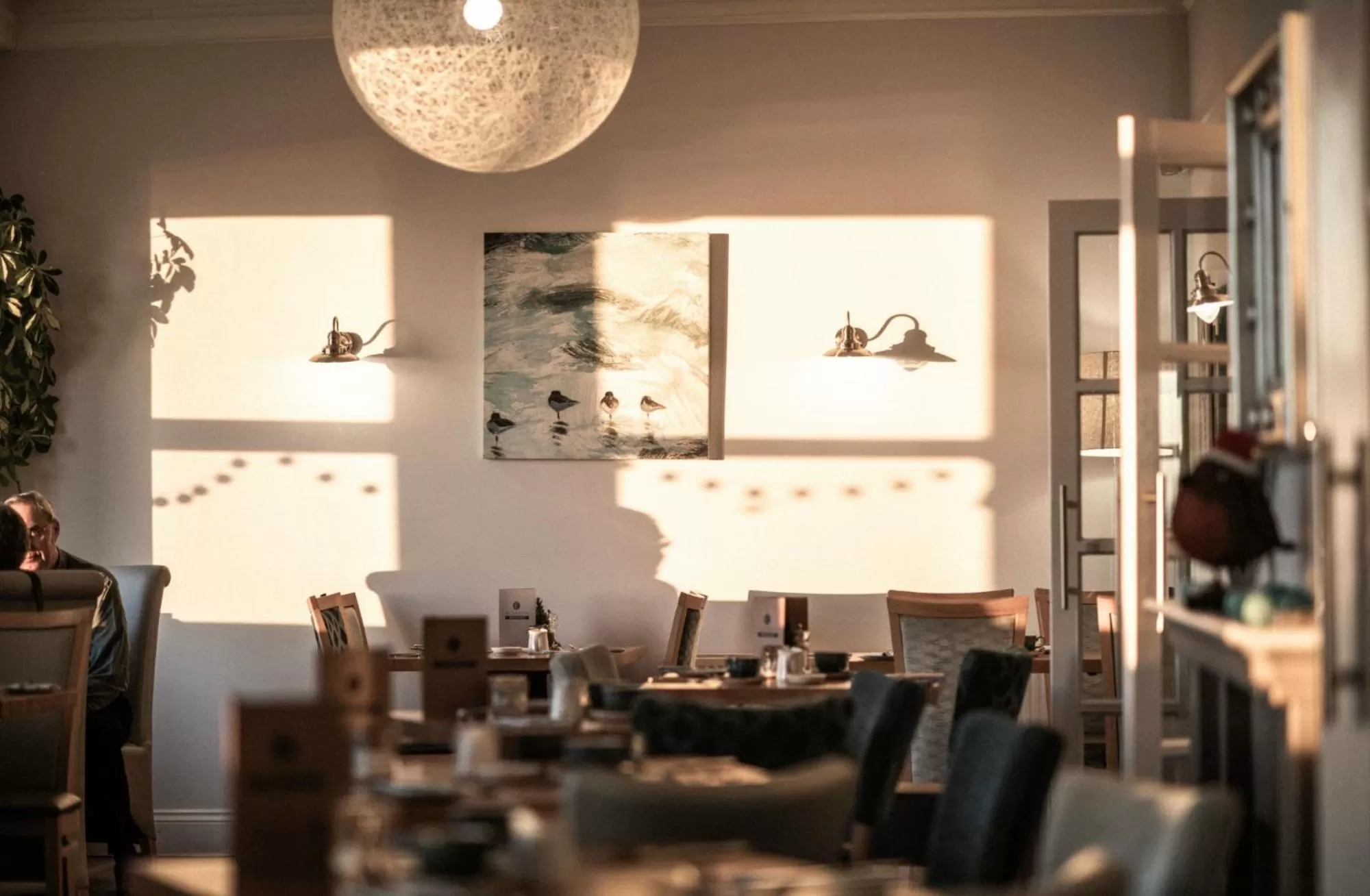 Restaurant/places to eat in The Elizabeth