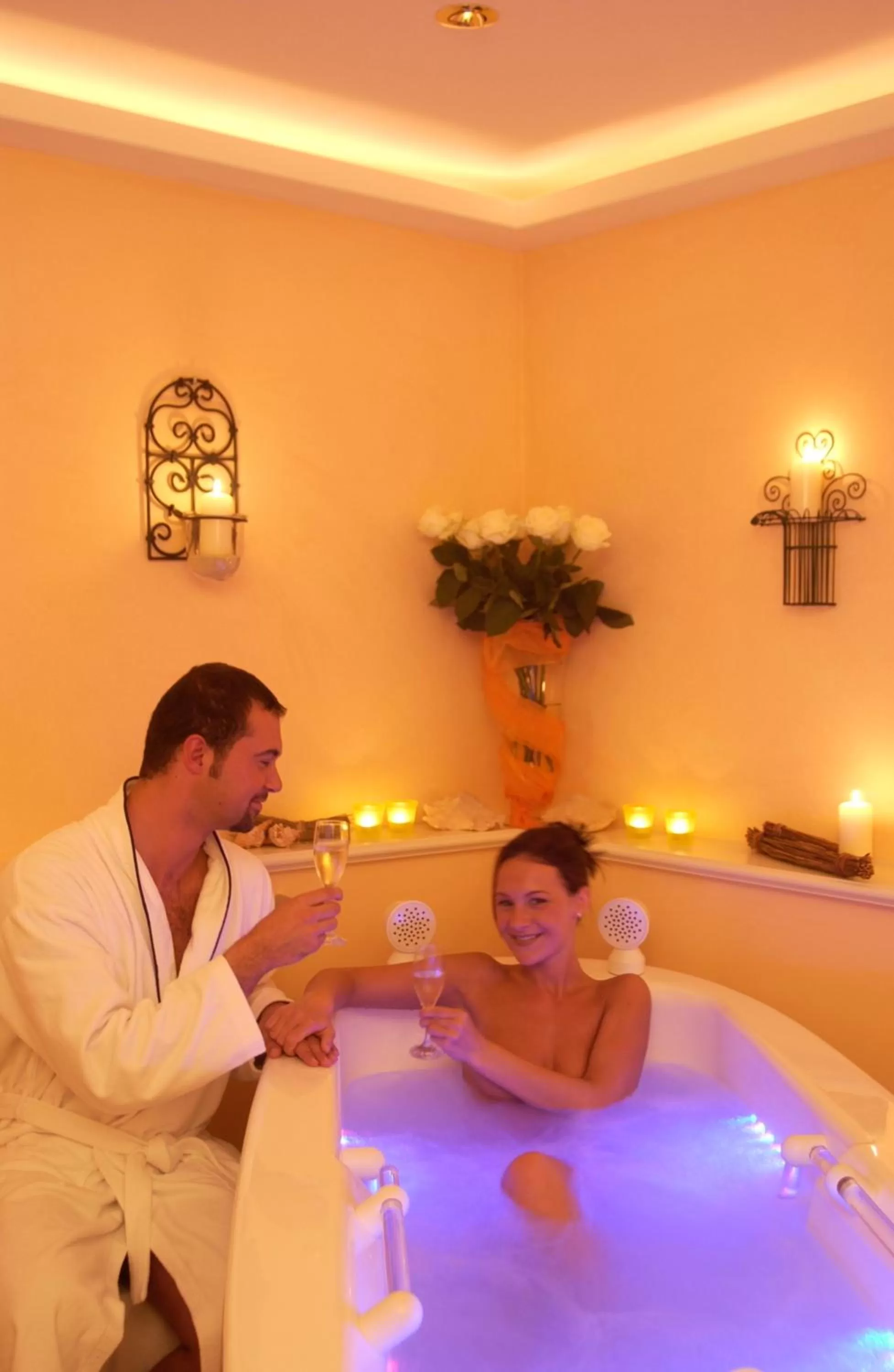 People in Hotel Landhaus an de Dün