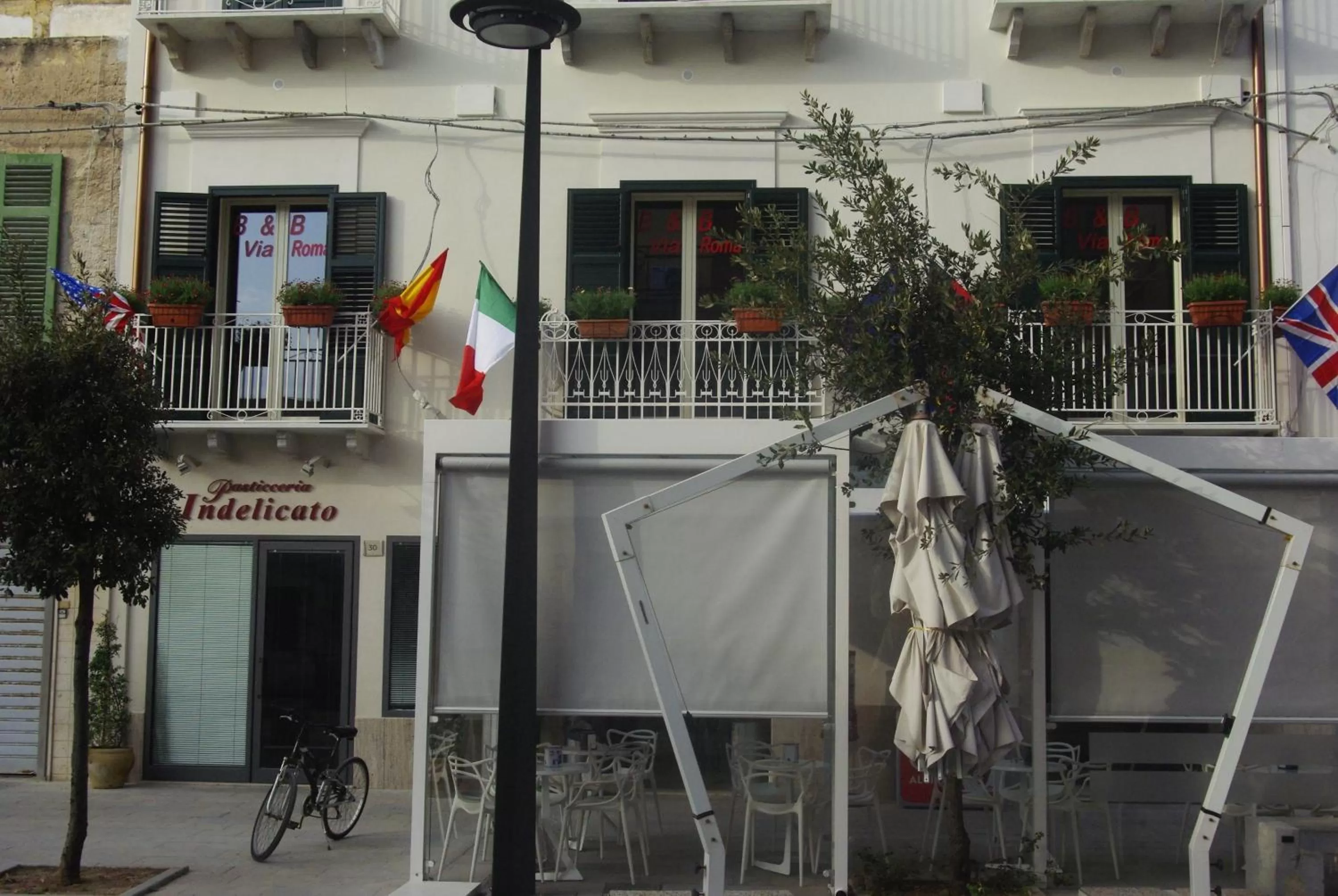 Facade/entrance in B&B Via Roma