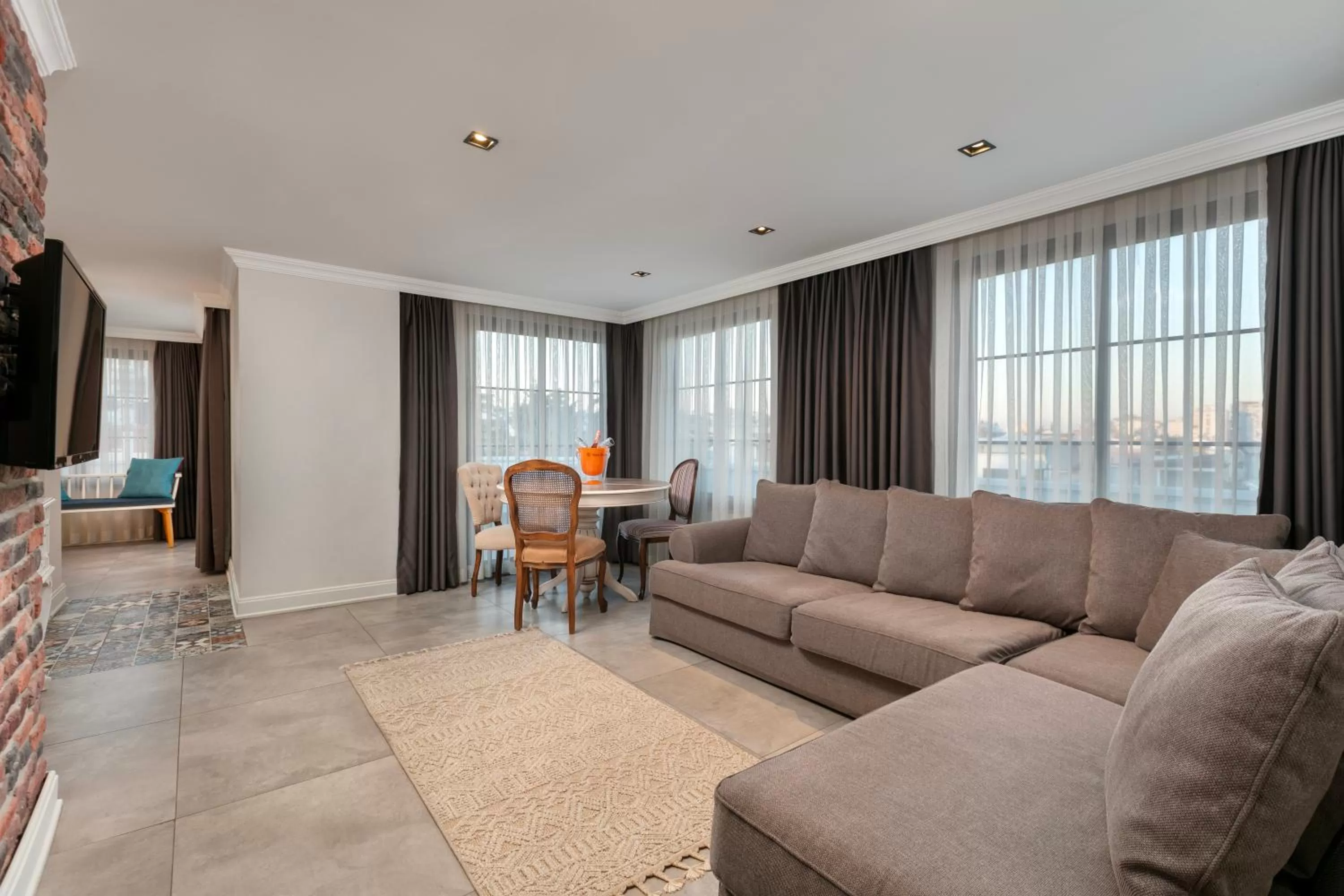 Living room in Azuu Boutique Hotel